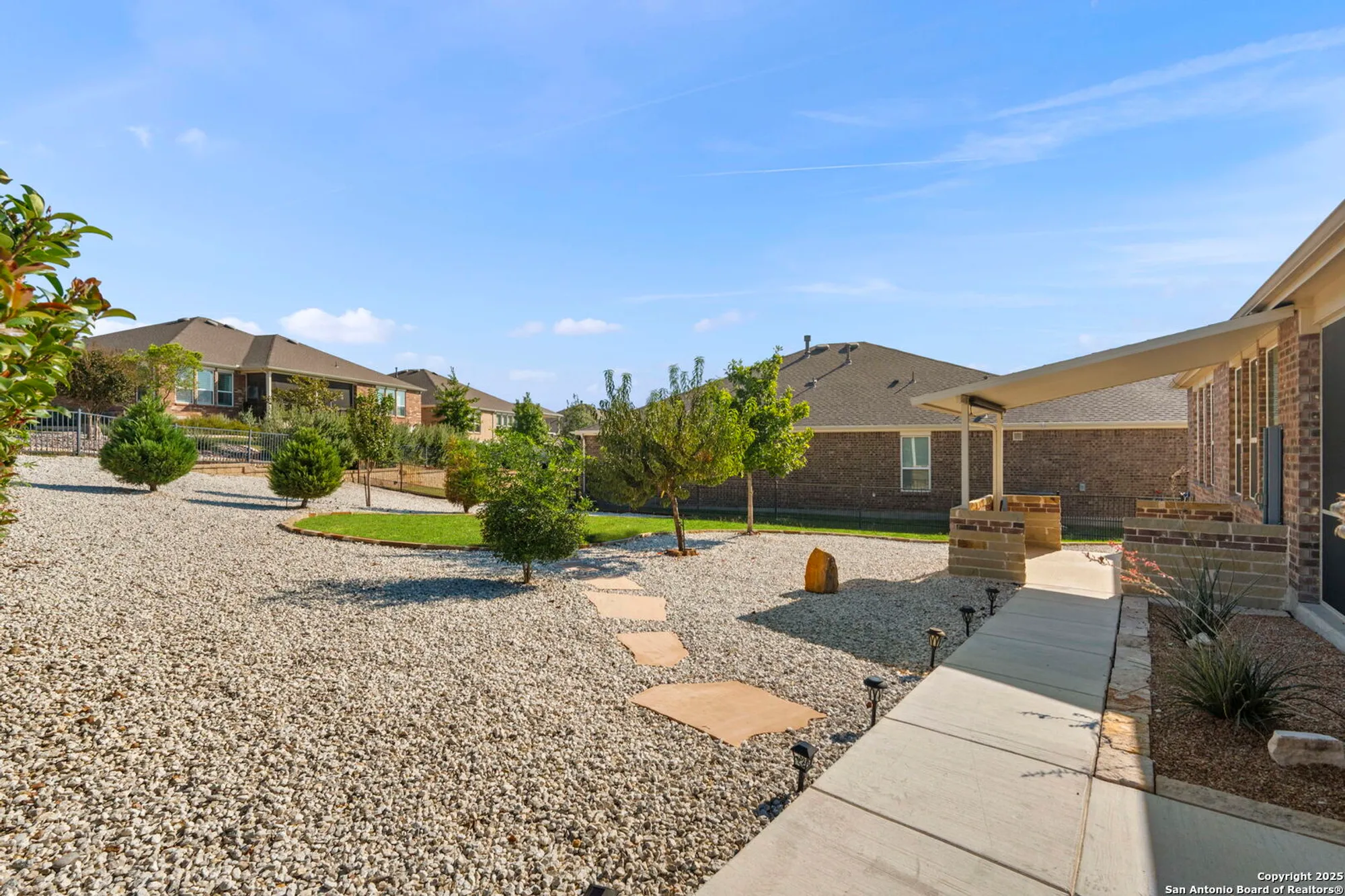 Property Slideshow image 38 of 41 | 12813 hollowing lk, San Antonio, TX, 78253