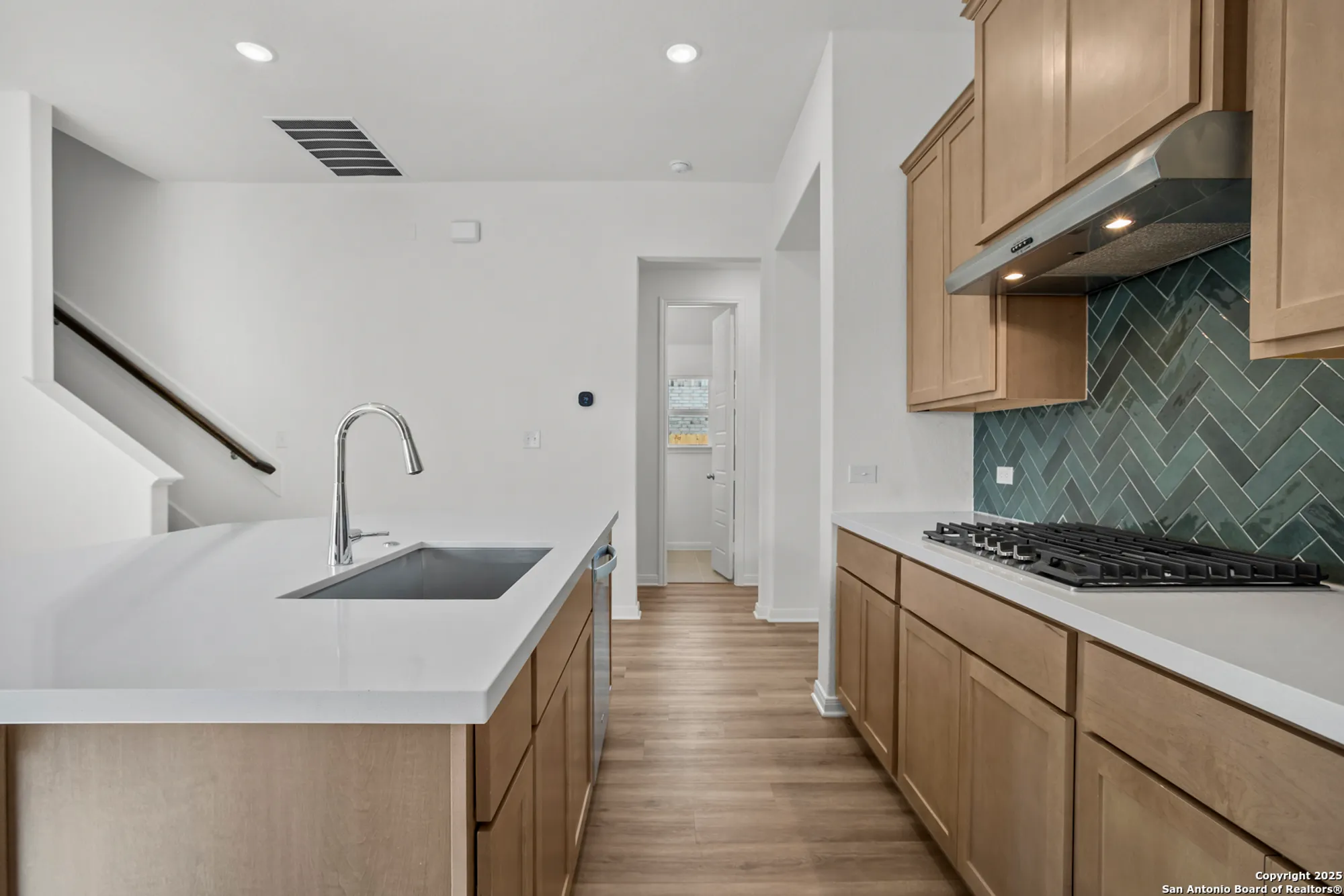 Property Slideshow image 11 of 33 | 1851 bighorn trl, New Braunfels, TX, 78132