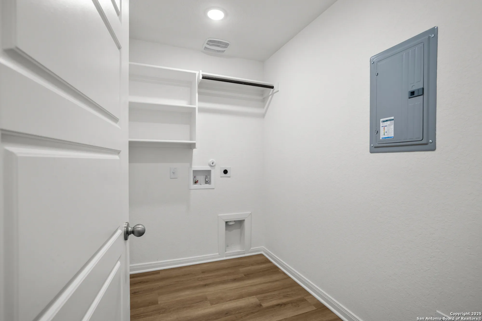 Property Slideshow image 25 of 33 | 1851 bighorn trl, New Braunfels, TX, 78132