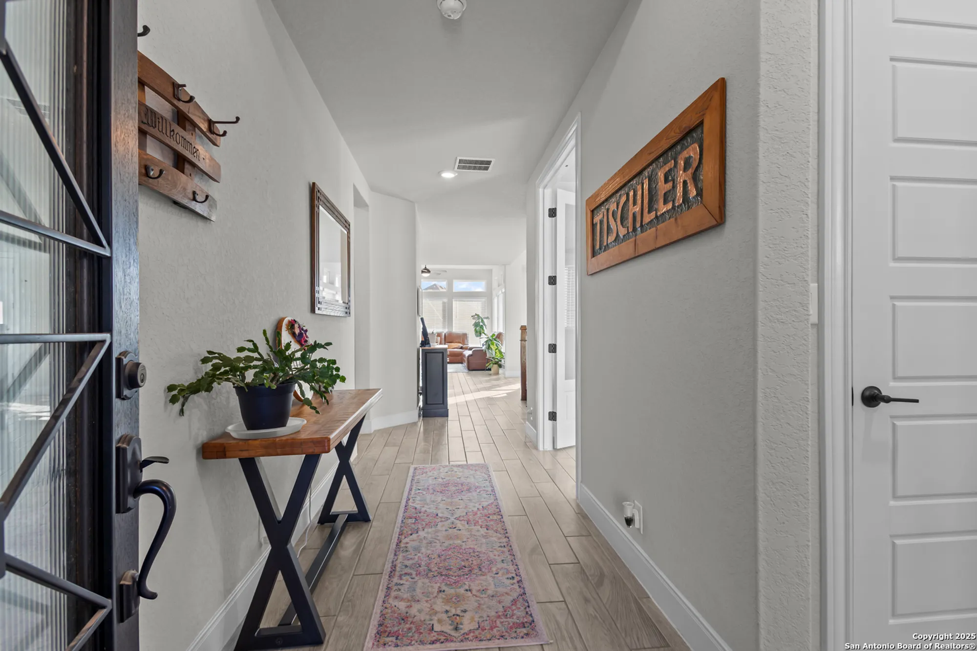 Property Slideshow image 5 of 50 | 22924 grande vis, San Antonio, TX, 78261