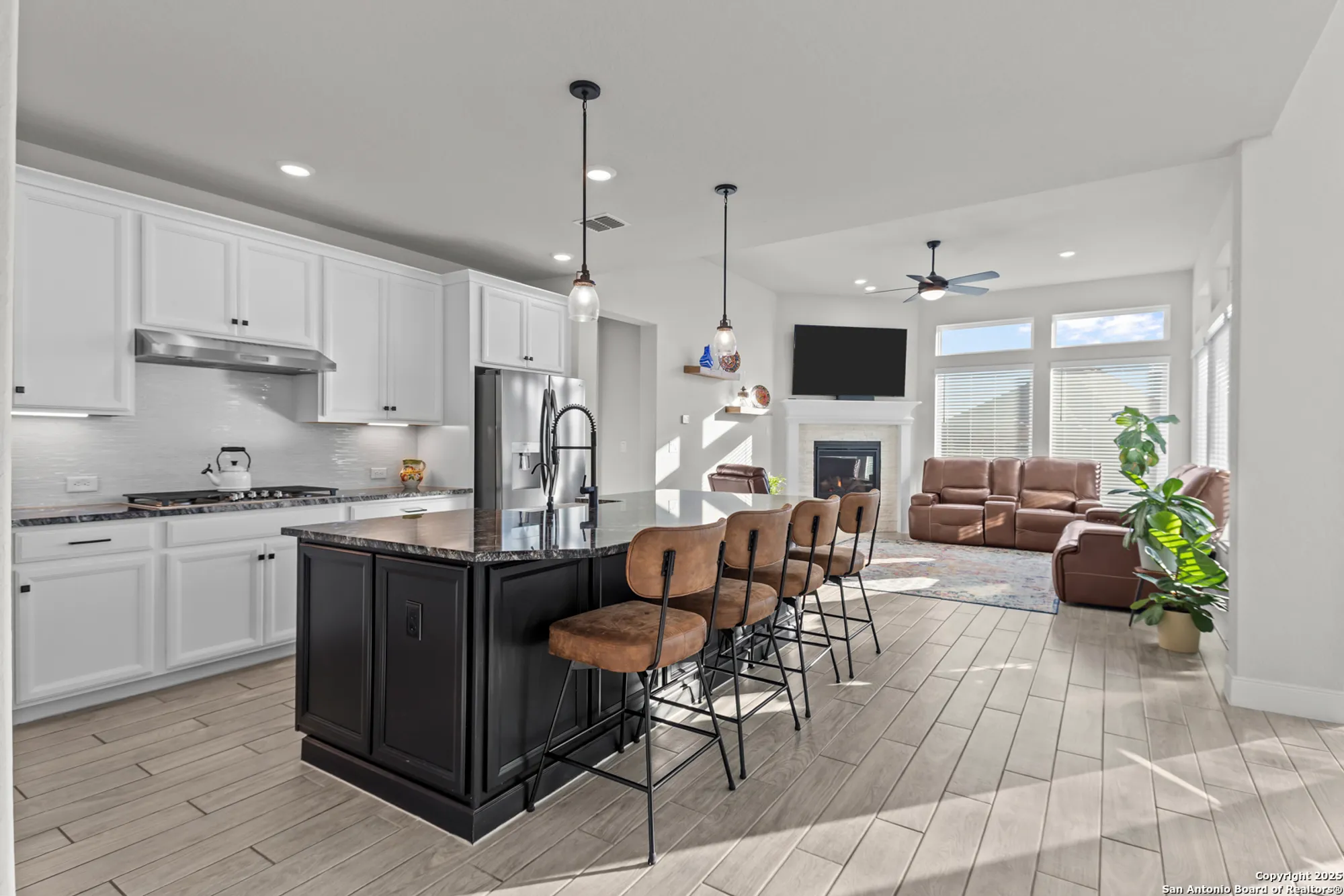 Property Slideshow image 7 of 50 | 22924 grande vis, San Antonio, TX, 78261