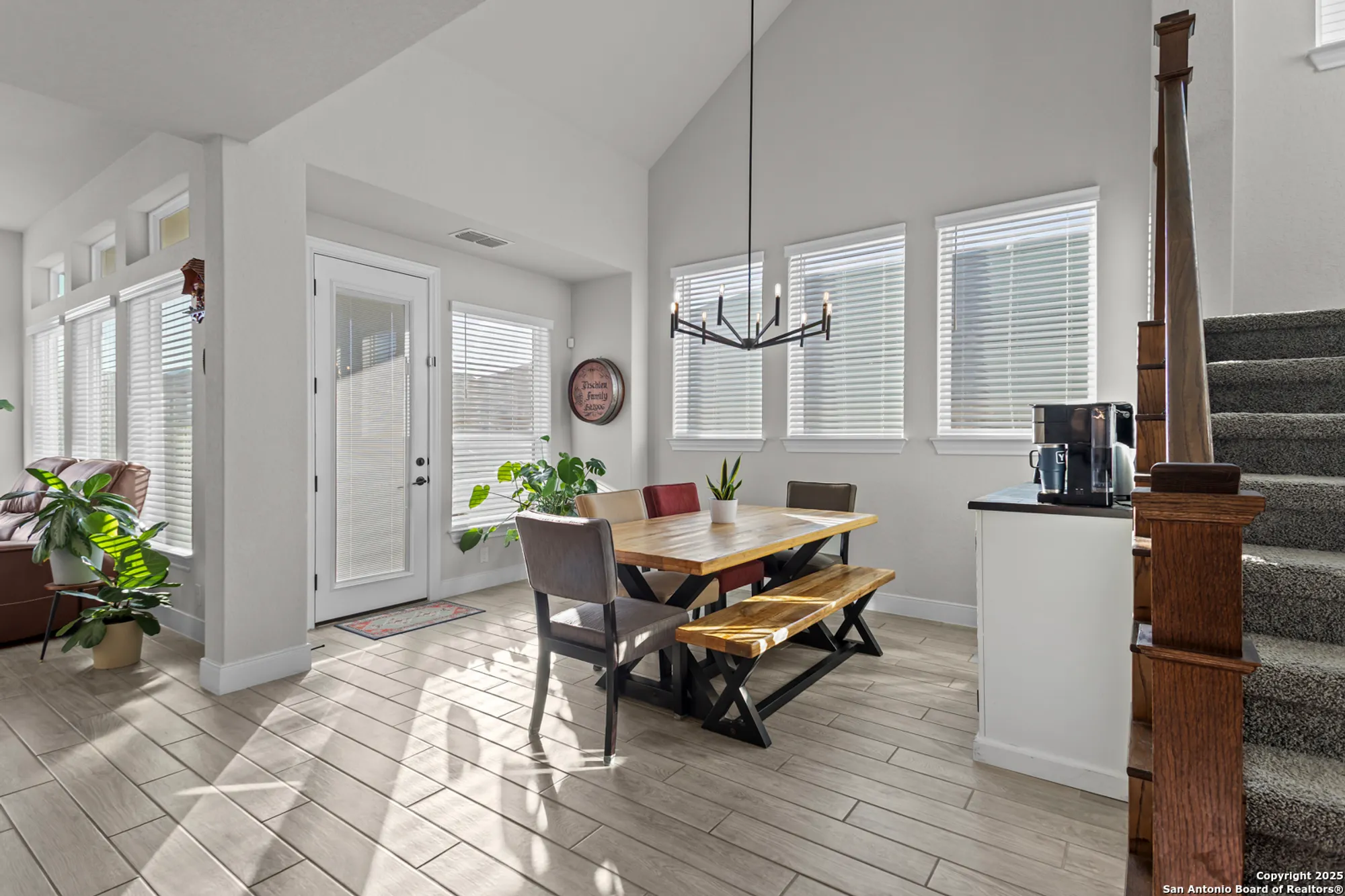 Property Slideshow image 8 of 50 | 22924 grande vis, San Antonio, TX, 78261