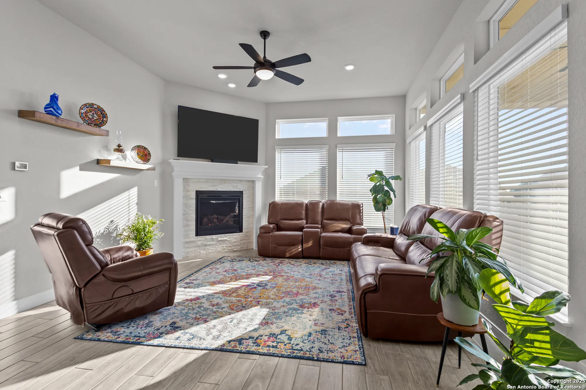 Property Slideshow image 10 of 50 | 22924 grande vis, San Antonio, TX, 78261