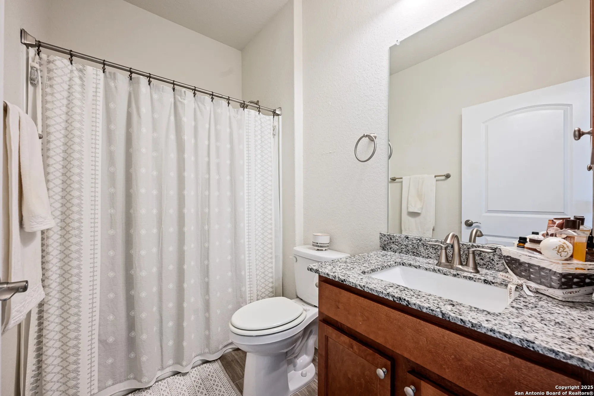 Property Slideshow image 16 of 49 | 3603 daisy spg, San Antonio, TX, 78253