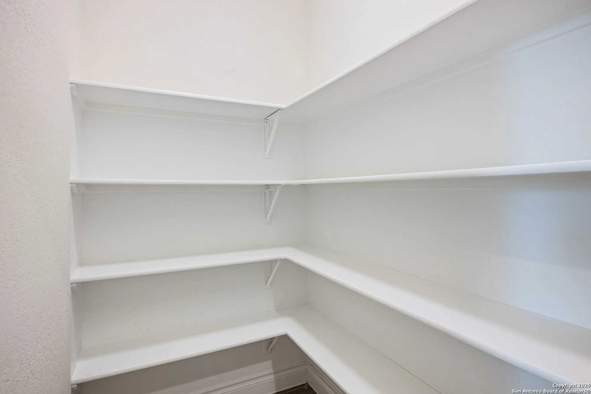 Property Slideshow image 12 of 49 | 3603 daisy spg, San Antonio, TX, 78253