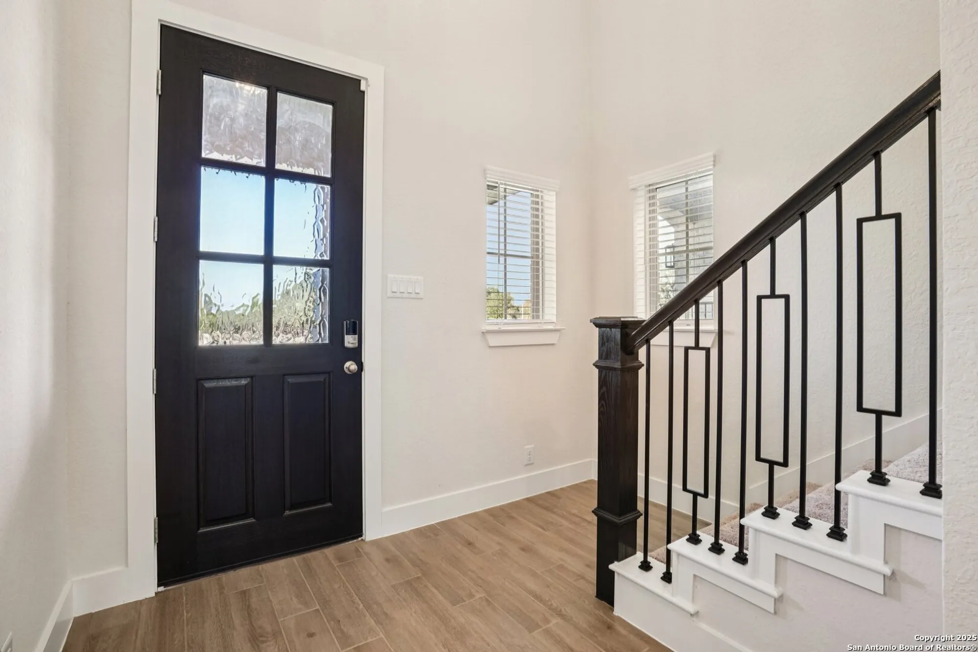 Property Slideshow image 2 of 51 | 1855 tornillo trl, New Braunfels, TX, 78132