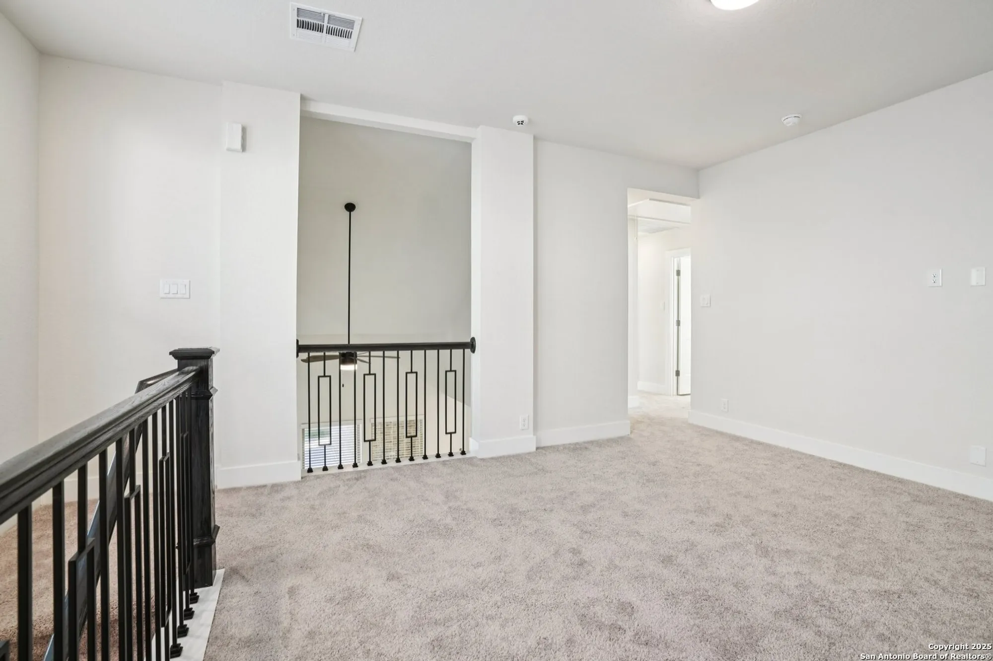Property Slideshow image 33 of 51 | 1855 tornillo trl, New Braunfels, TX, 78132
