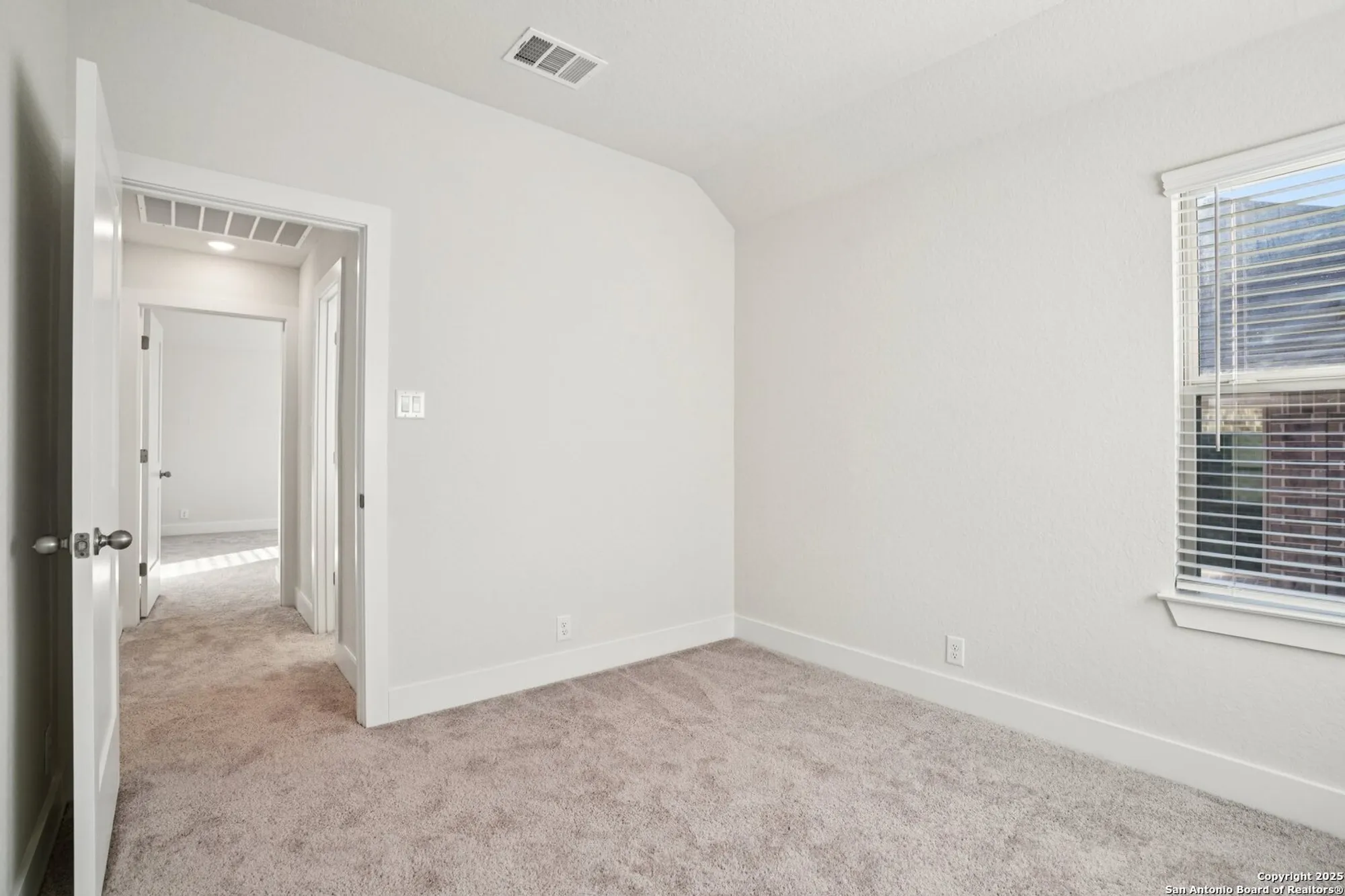 Property Slideshow image 36 of 51 | 1855 tornillo trl, New Braunfels, TX, 78132