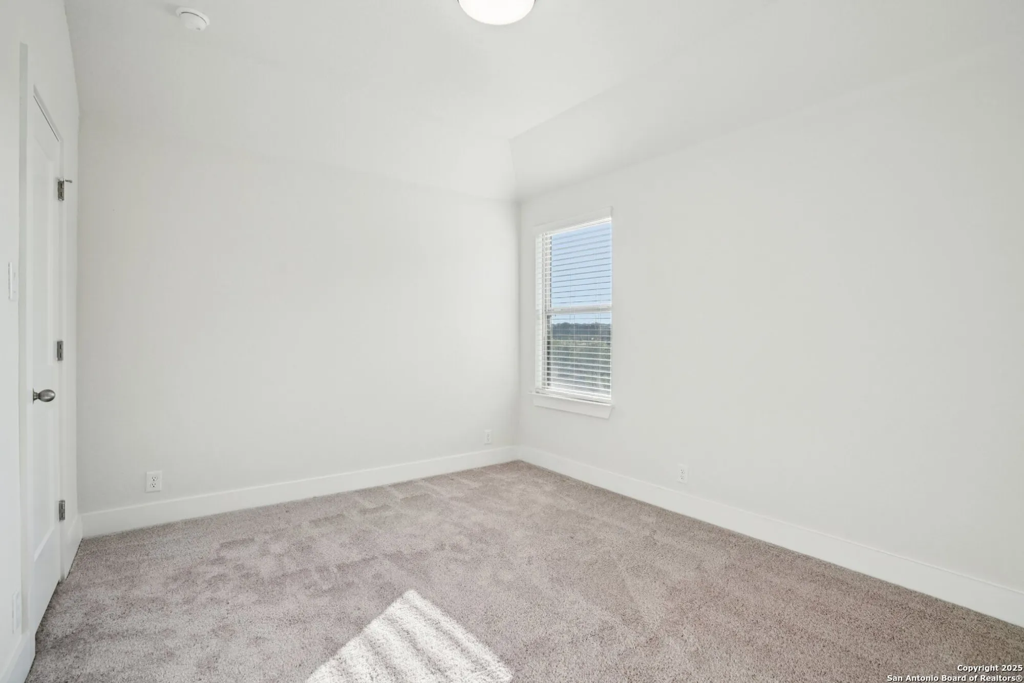Property Slideshow image 38 of 51 | 1855 tornillo trl, New Braunfels, TX, 78132