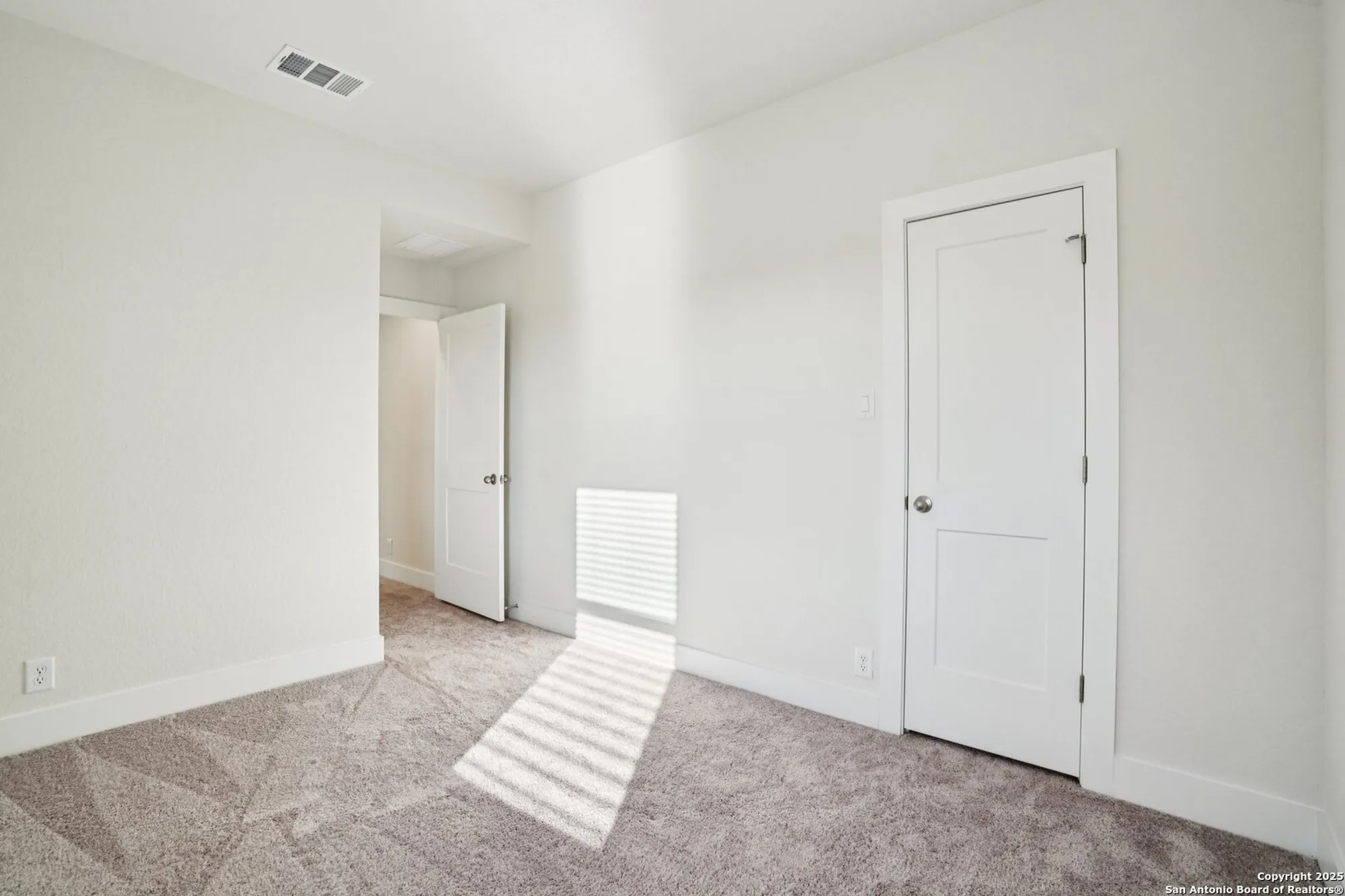 Property Slideshow image 40 of 51 | 1855 tornillo trl, New Braunfels, TX, 78132