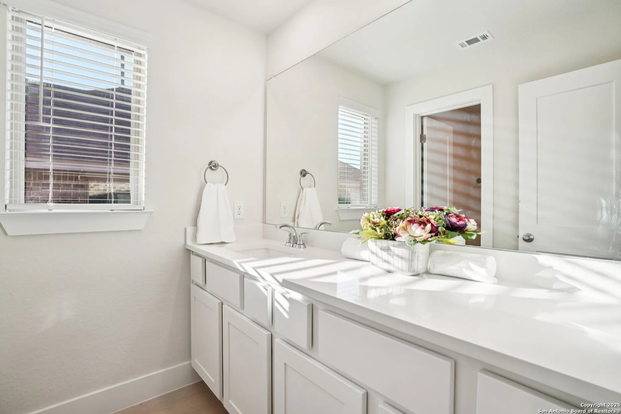 Property Slideshow image 41 of 51 | 1855 tornillo trl, New Braunfels, TX, 78132