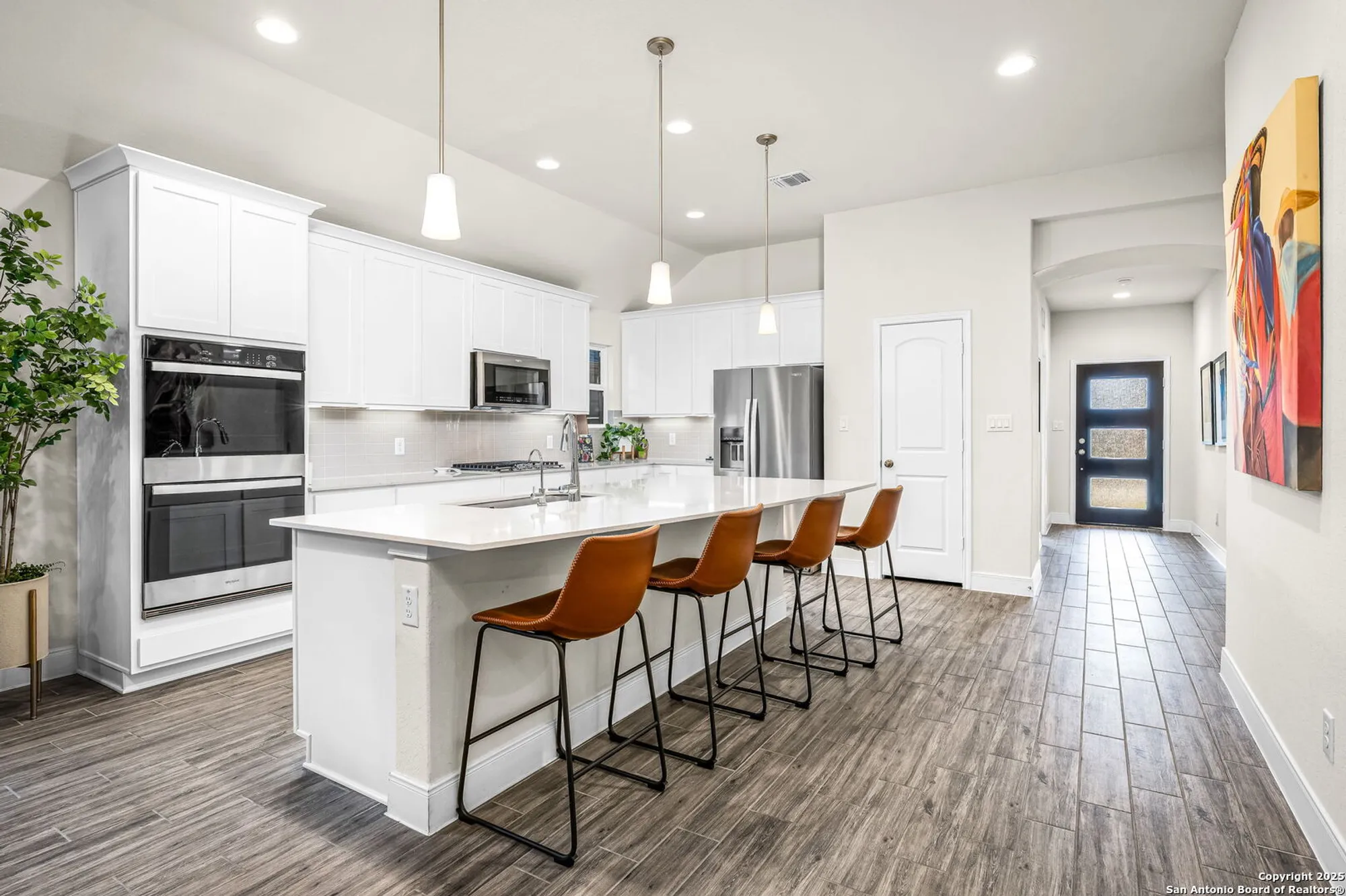 Property Slideshow image 6 of 48 | 2263 bluewood st, New Braunfels, TX, 78132