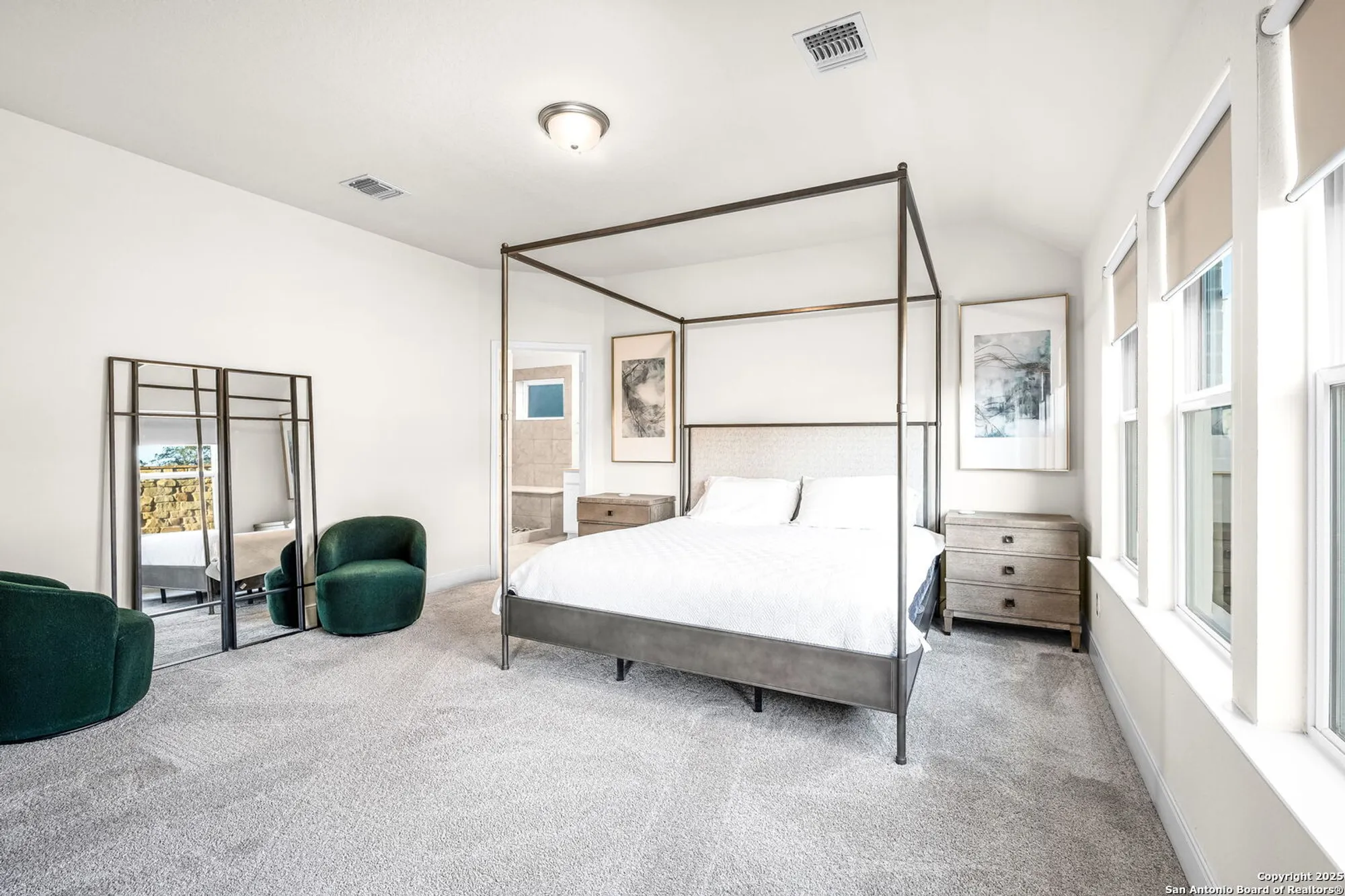 Property Slideshow image 20 of 48 | 2263 bluewood st, New Braunfels, TX, 78132