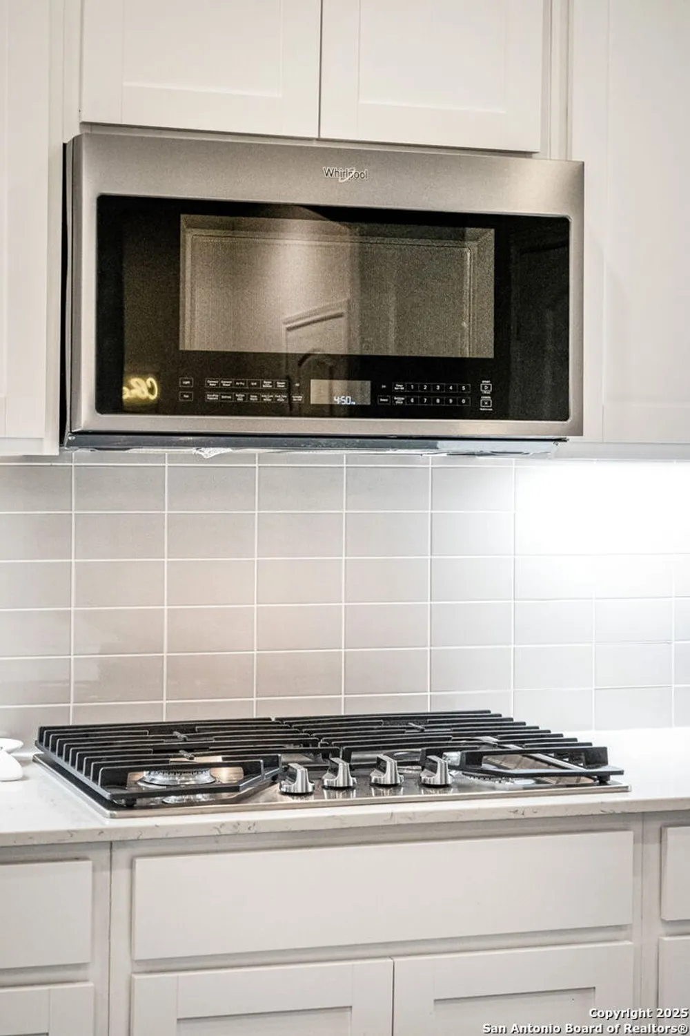 Property Slideshow image 41 of 48 | 2263 bluewood st, New Braunfels, TX, 78132