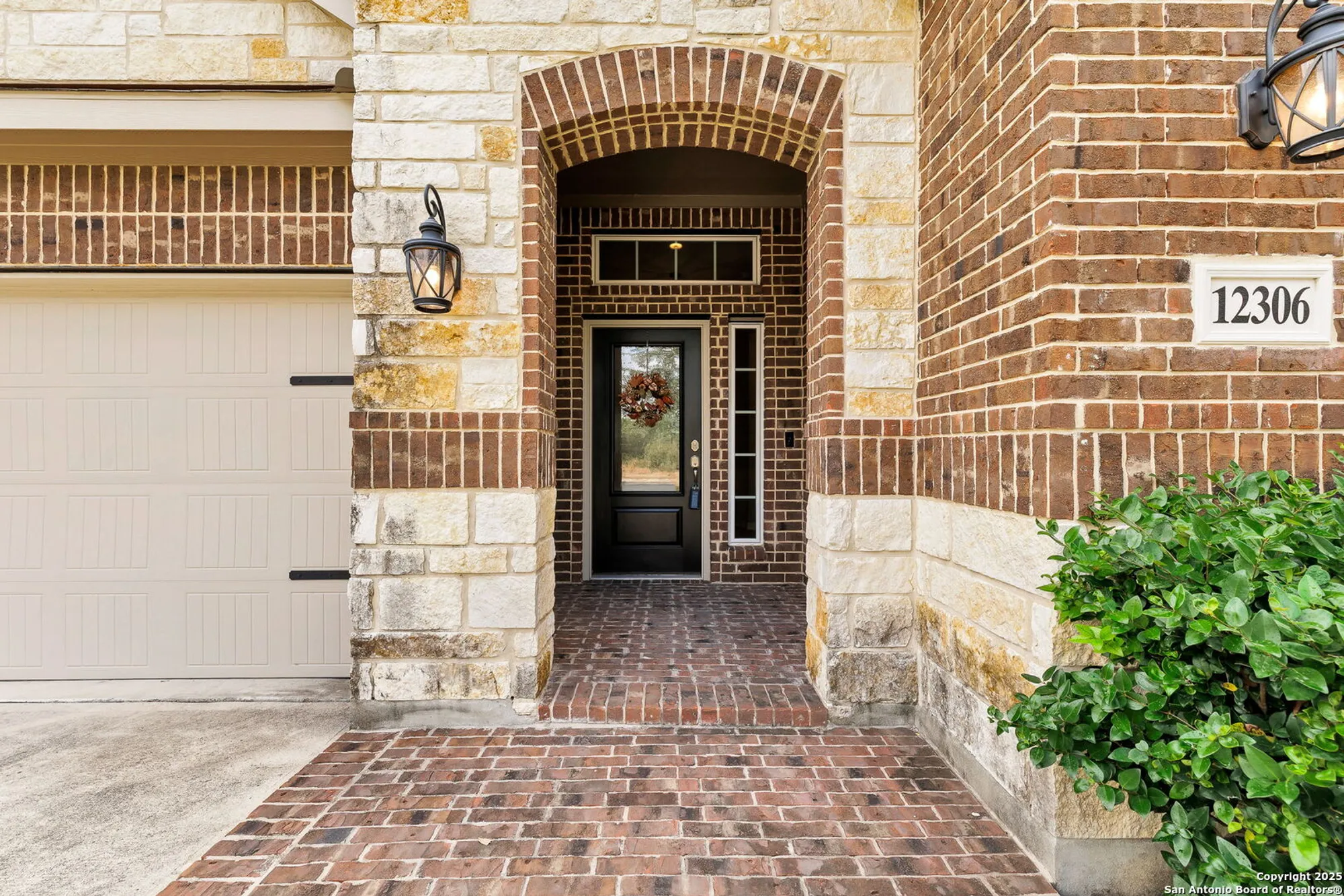 Property Slideshow image 5 of 52 | 12306 desert palm, San Antonio, TX, 78253