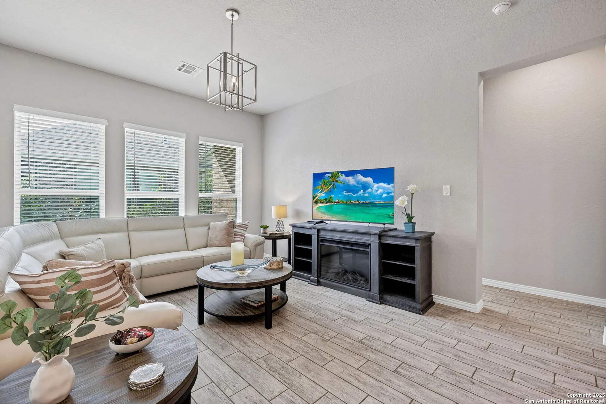 Property Slideshow image 11 of 52 | 12306 desert palm, San Antonio, TX, 78253