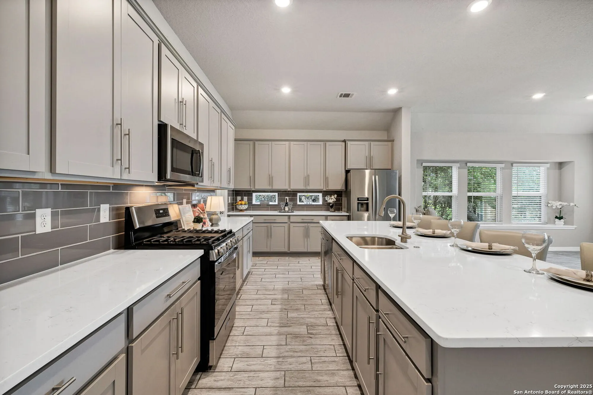 Property Slideshow image 15 of 52 | 12306 desert palm, San Antonio, TX, 78253
