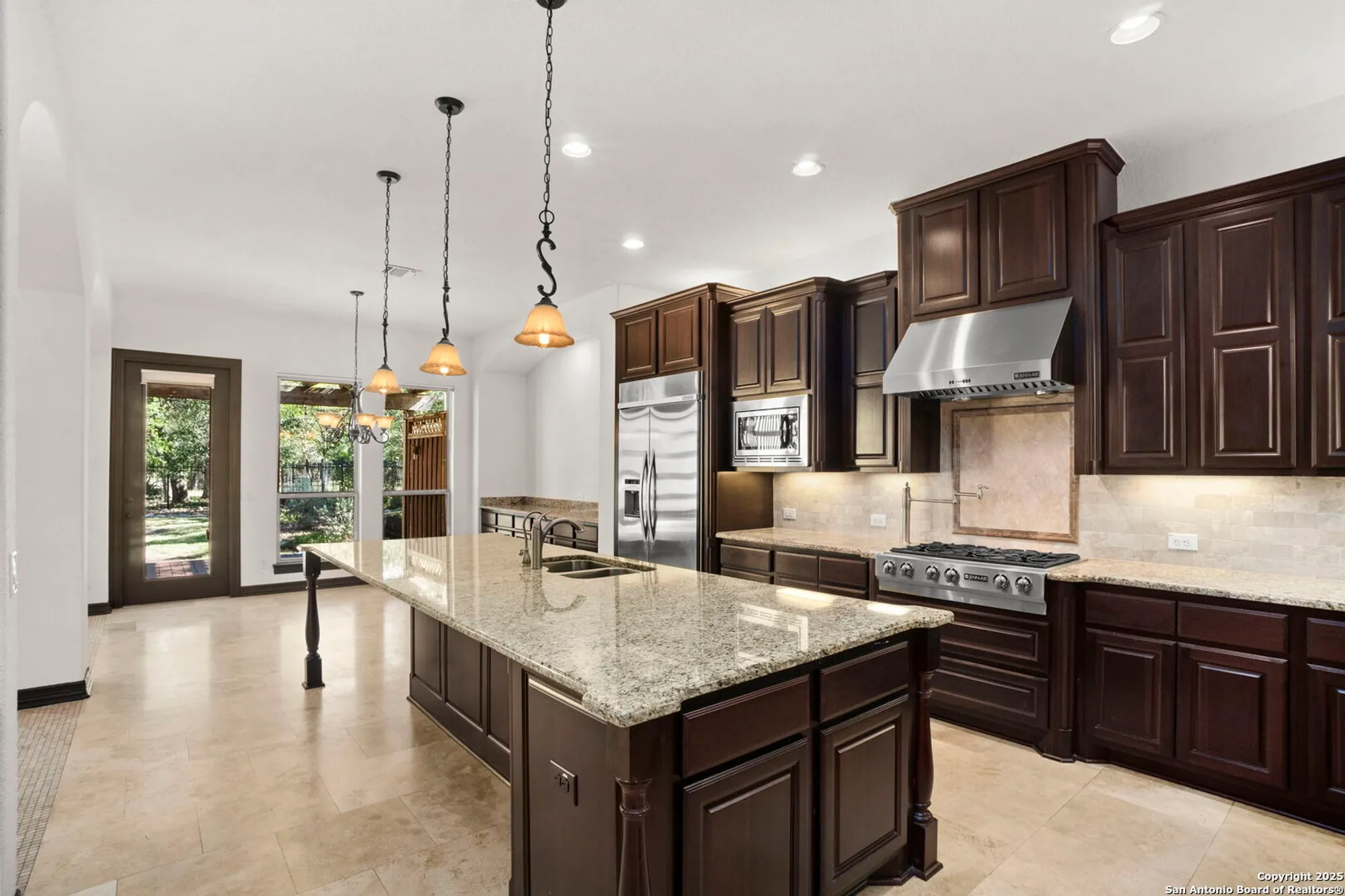 Property Slideshow image 20 of 74 | 22426 viajes, San Antonio, TX, 78261