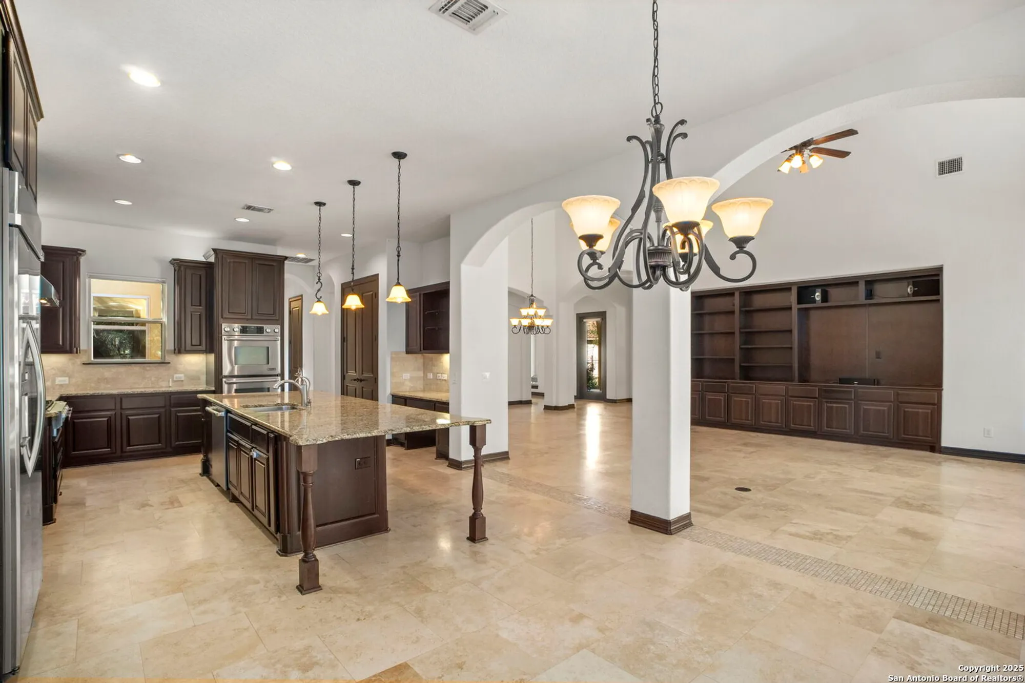 Property Slideshow image 22 of 74 | 22426 viajes, San Antonio, TX, 78261