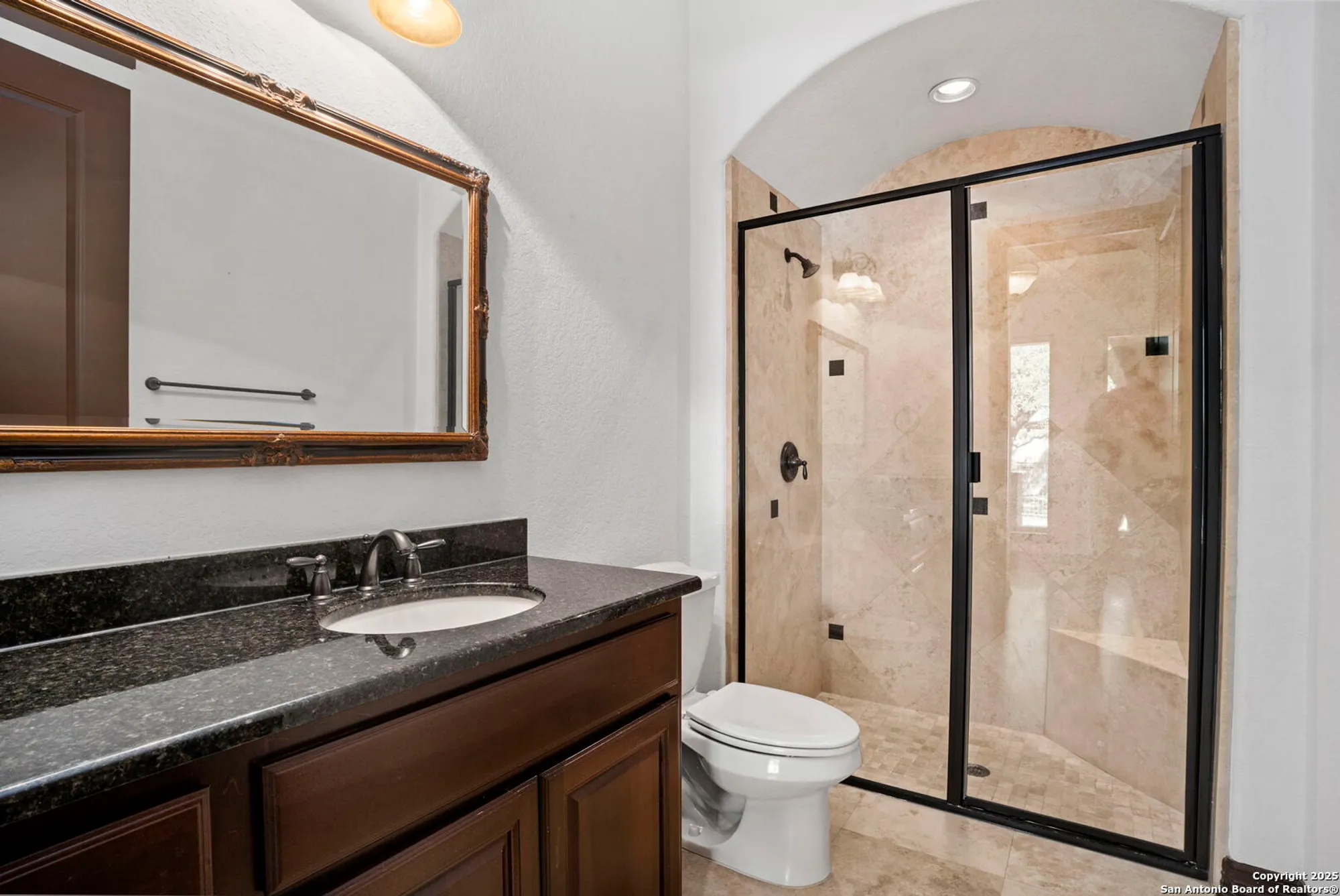 Property Slideshow image 36 of 74 | 22426 viajes, San Antonio, TX, 78261