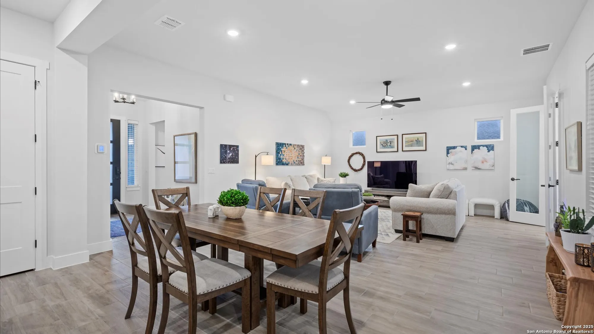 Property Slideshow image 9 of 31 | 1355 dancing oak ln, San Marcos, TX, 78666