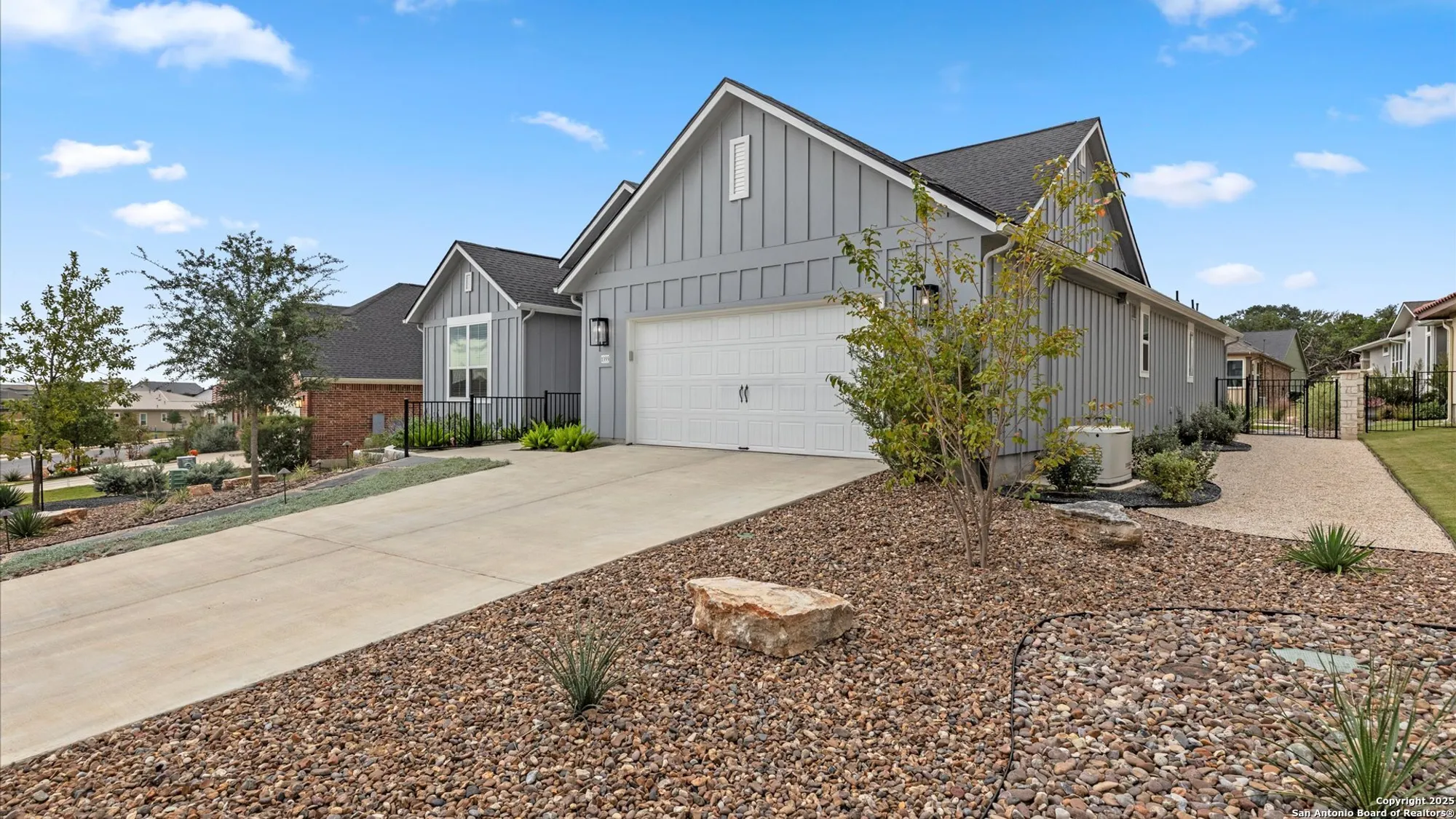 Property Slideshow image 24 of 31 | 1355 dancing oak ln, San Marcos, TX, 78666