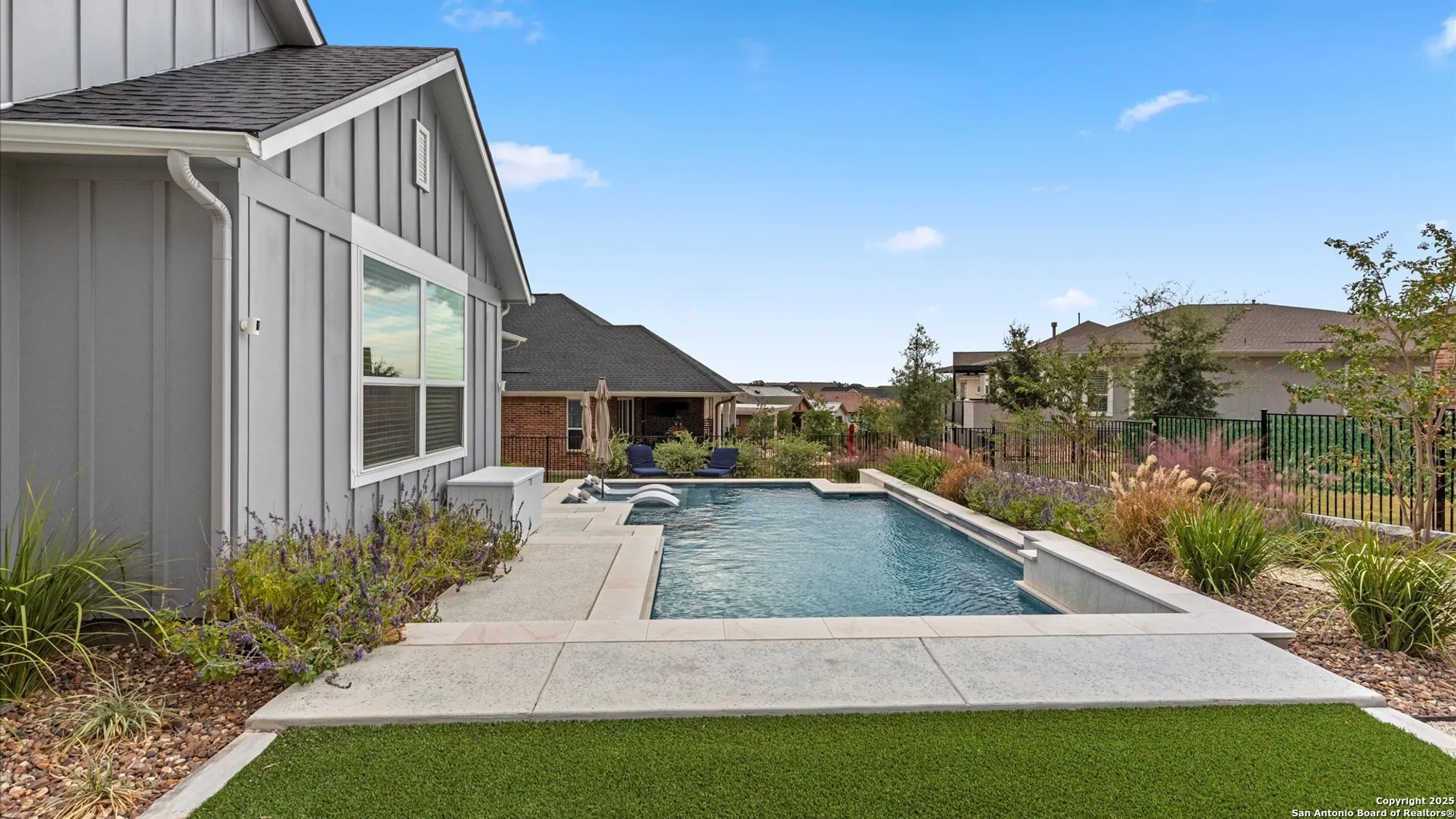 Property Slideshow image 26 of 31 | 1355 dancing oak ln, San Marcos, TX, 78666