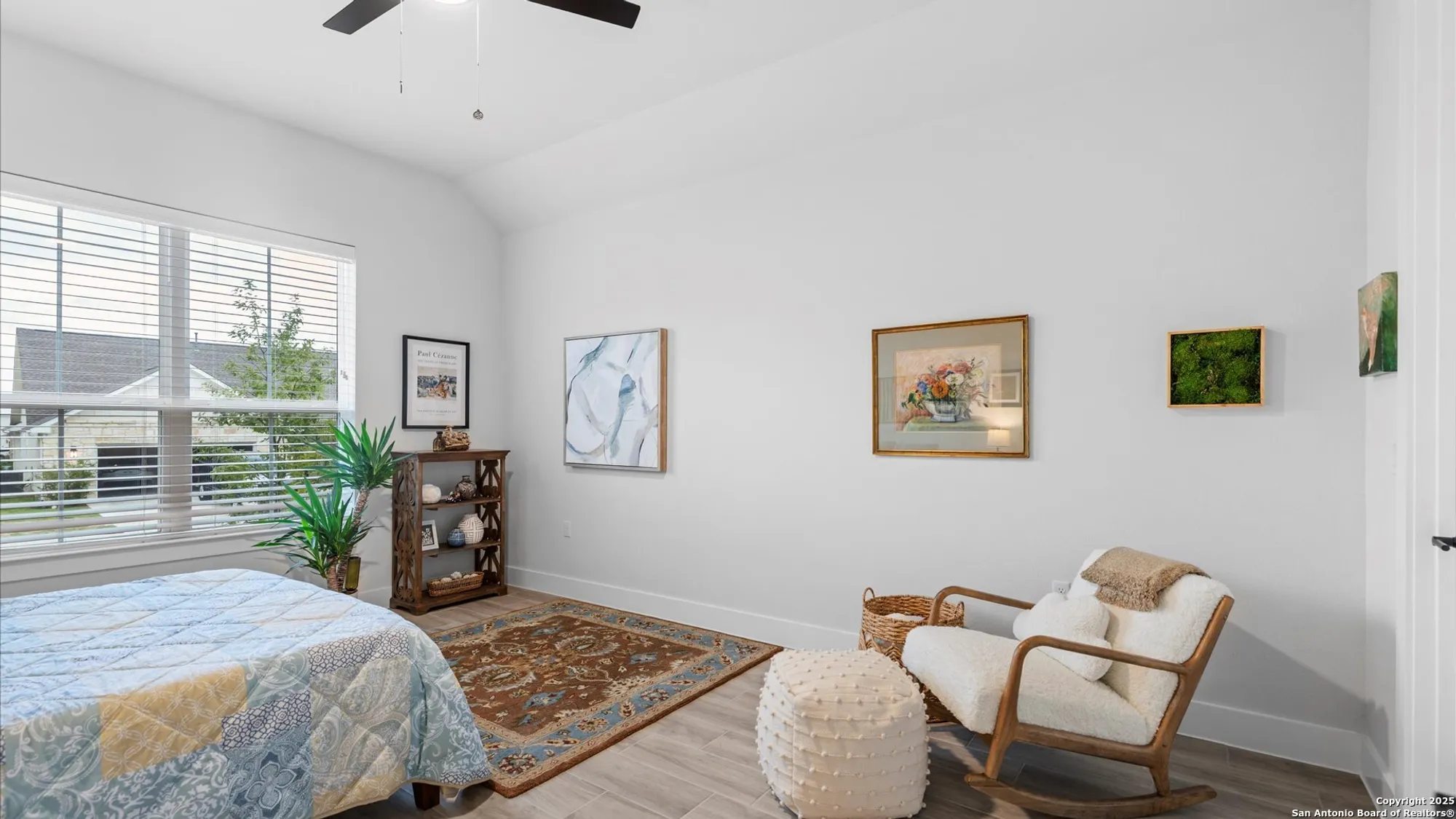 Property Slideshow image 18 of 31 | 1355 dancing oak ln, San Marcos, TX, 78666