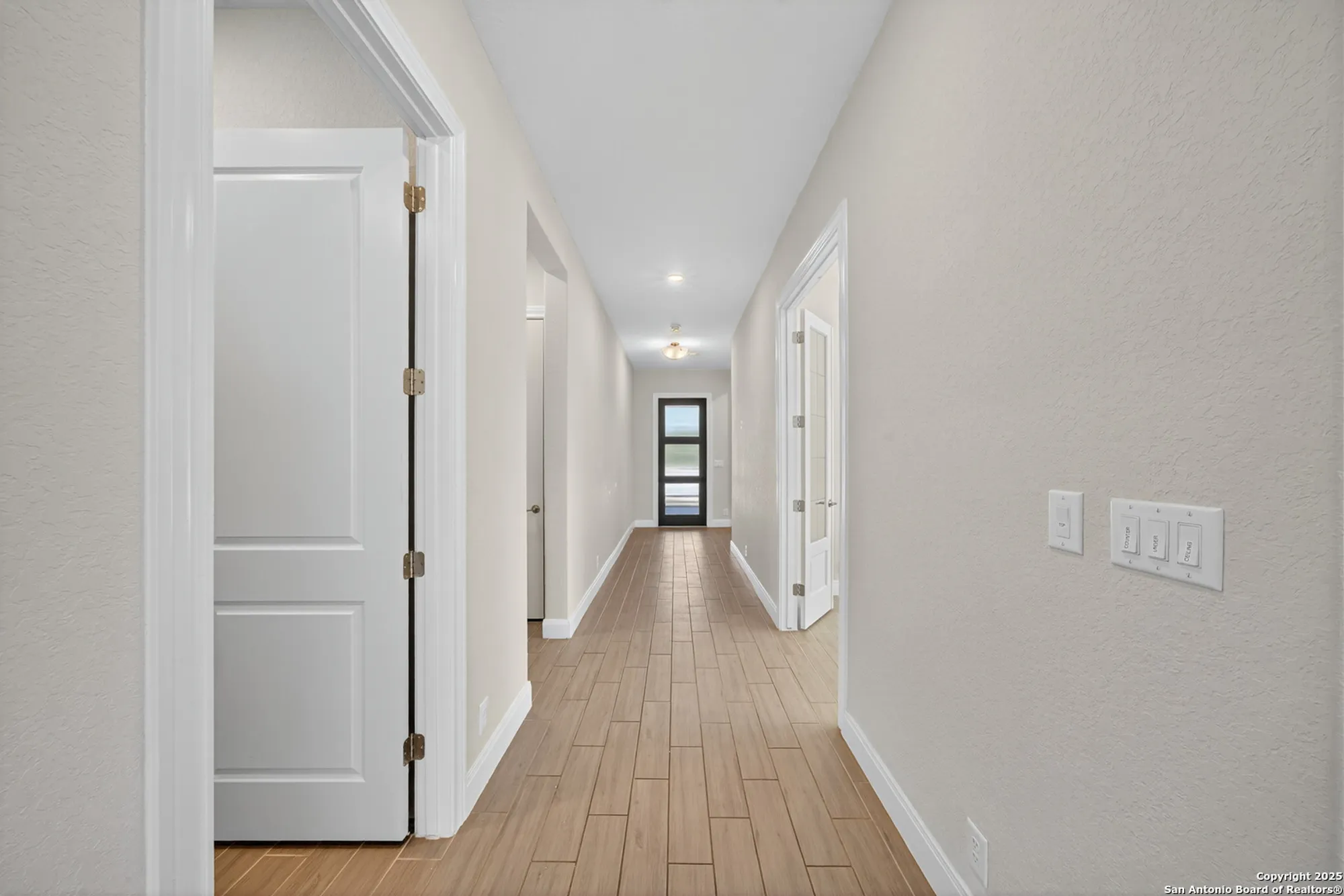 Property Slideshow image 7 of 34 | 22811 grande vis, San Antonio, TX, 78261