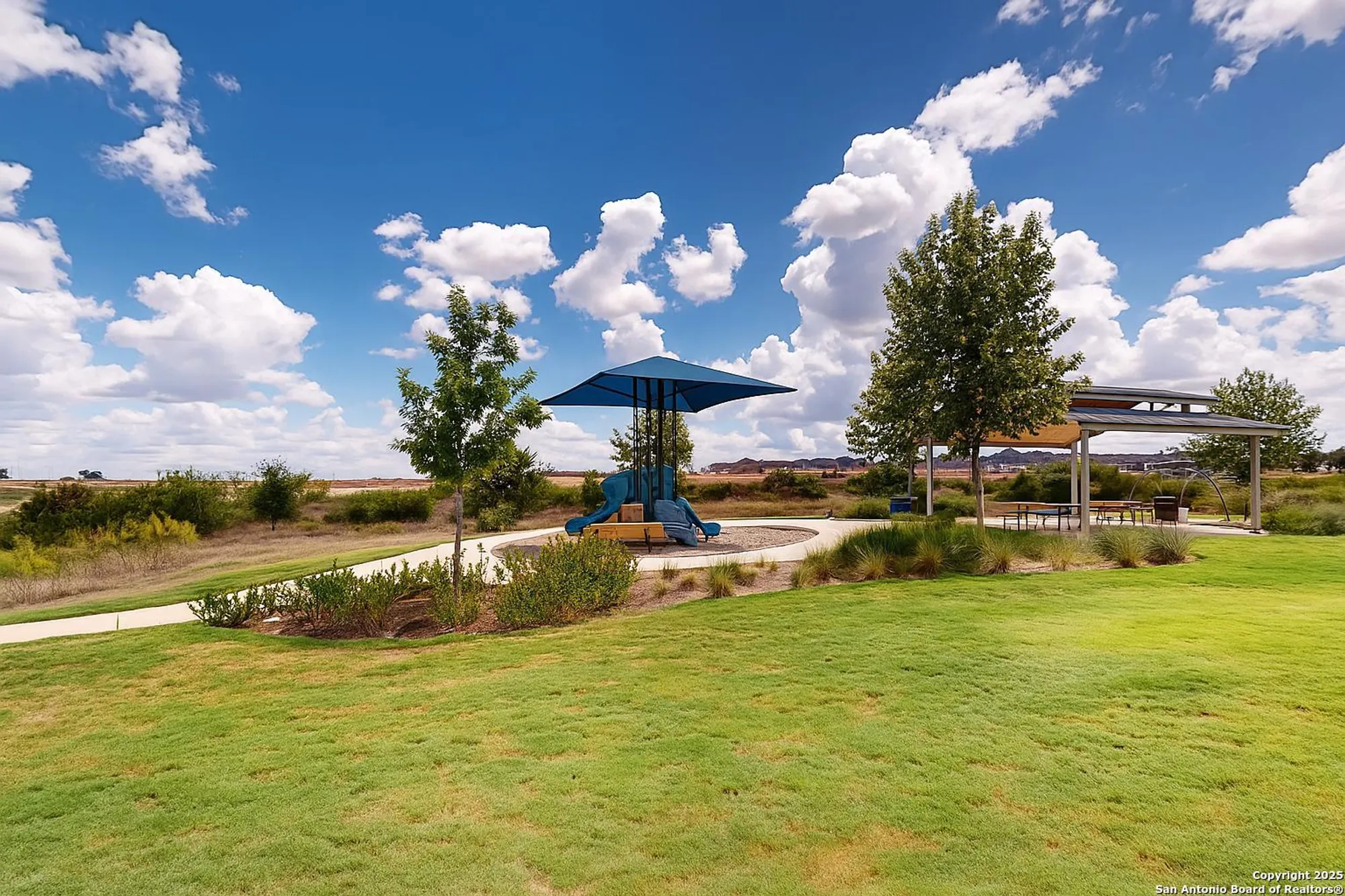 Property Slideshow image 26 of 30 | 2035 cowan dr, New Braunfels, TX, 78132