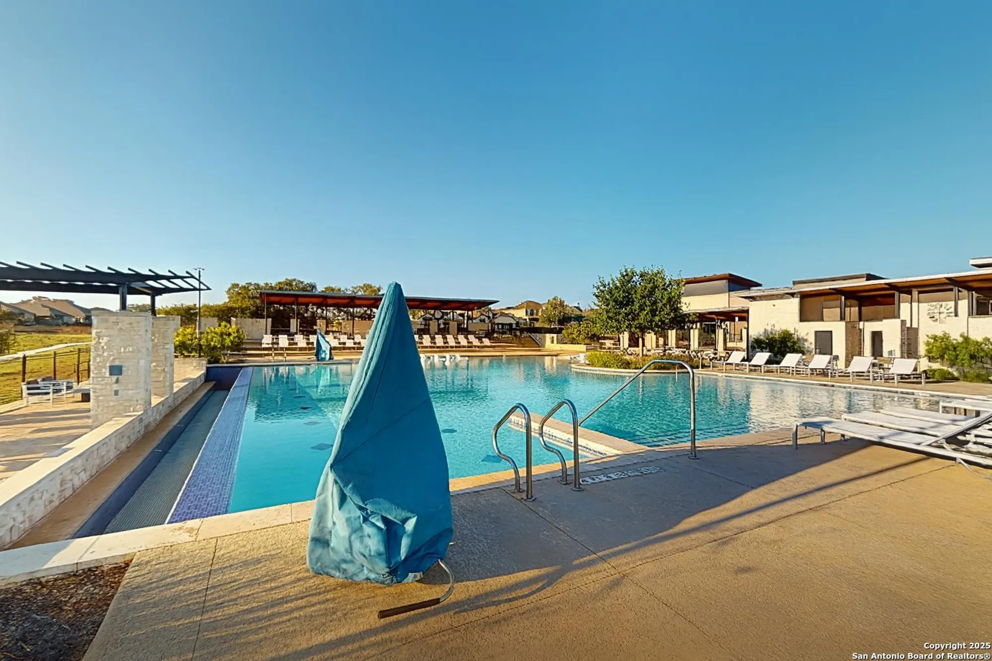 Property Slideshow image 27 of 30 | 2035 cowan dr, New Braunfels, TX, 78132