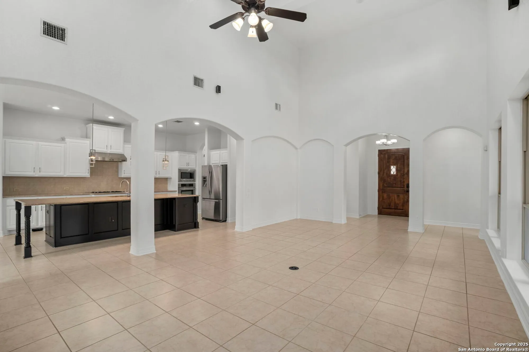 Property Slideshow image 7 of 39 | 22450 viajes, San Antonio, TX, 78261