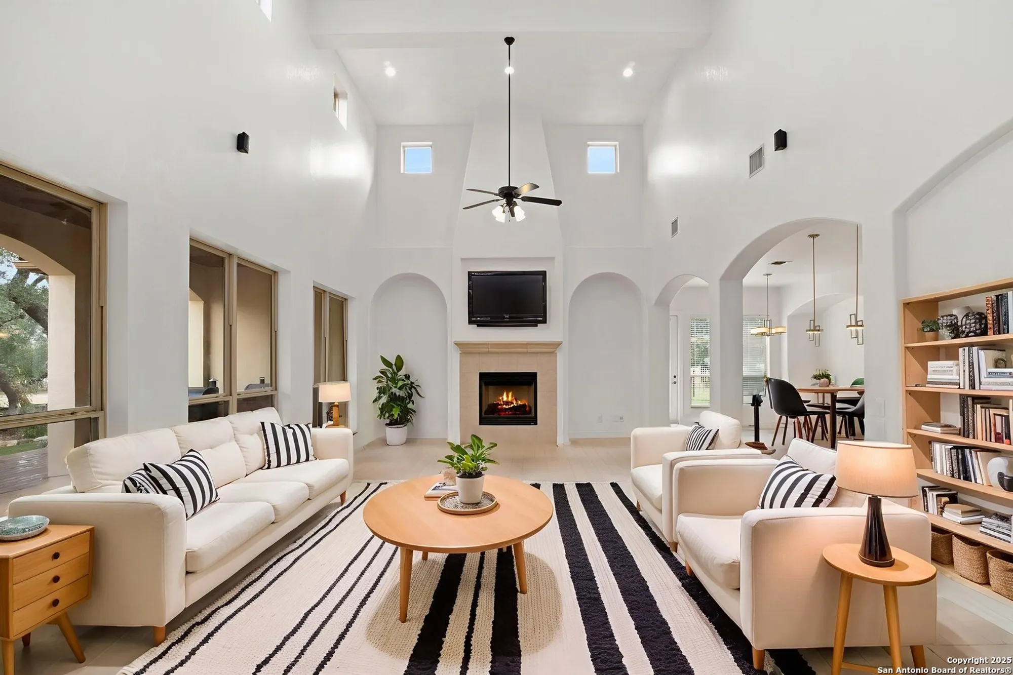 Property Slideshow image 6 of 39 | 22450 viajes, San Antonio, TX, 78261