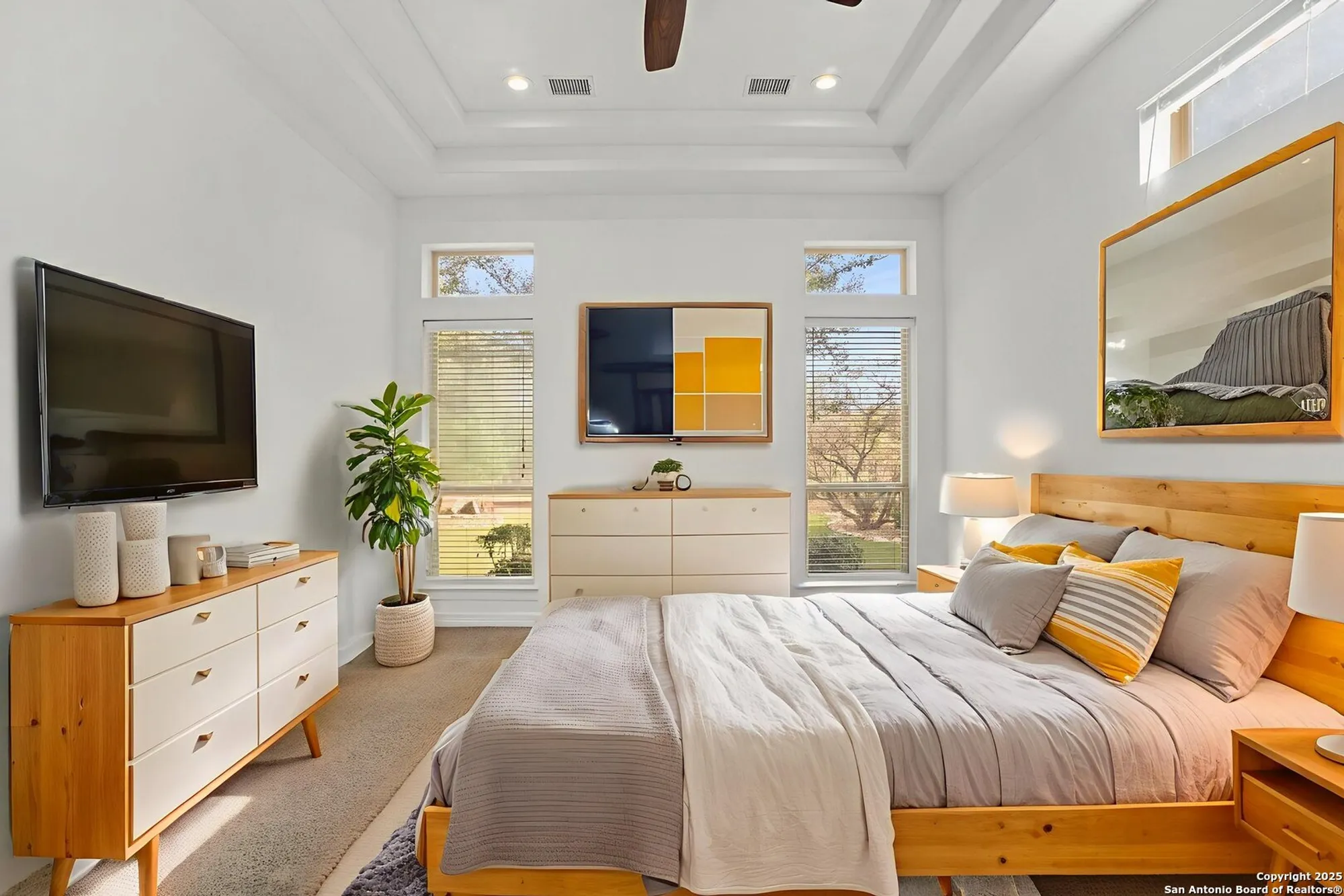 Property Slideshow image 15 of 39 | 22450 viajes, San Antonio, TX, 78261