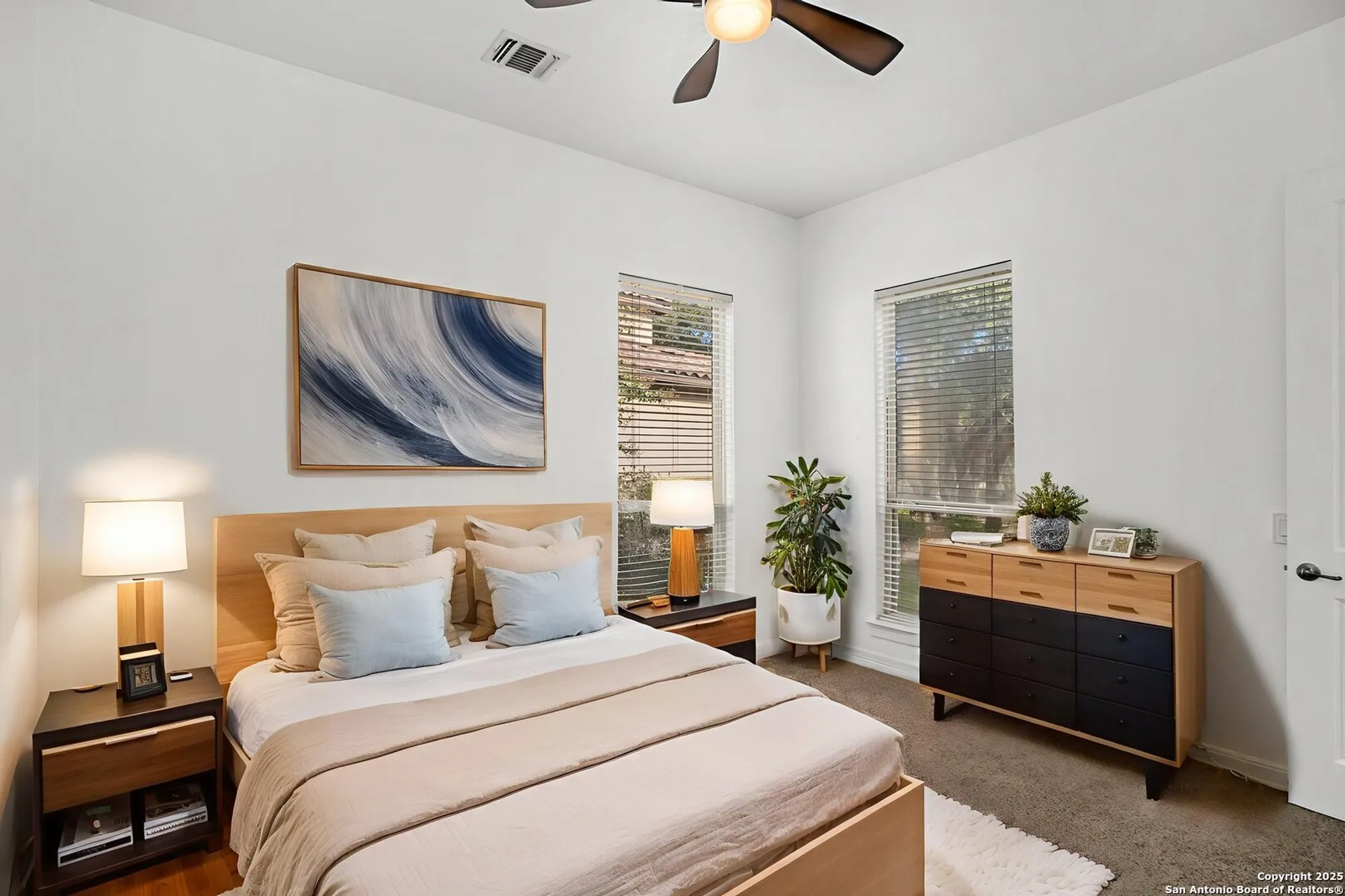 Property Slideshow image 18 of 39 | 22450 viajes, San Antonio, TX, 78261