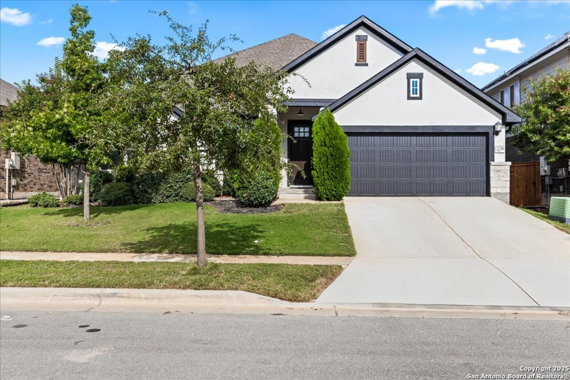 Property Slideshow image 1 of 42 | 2238 hoja ave, New Braunfels, TX, 78132