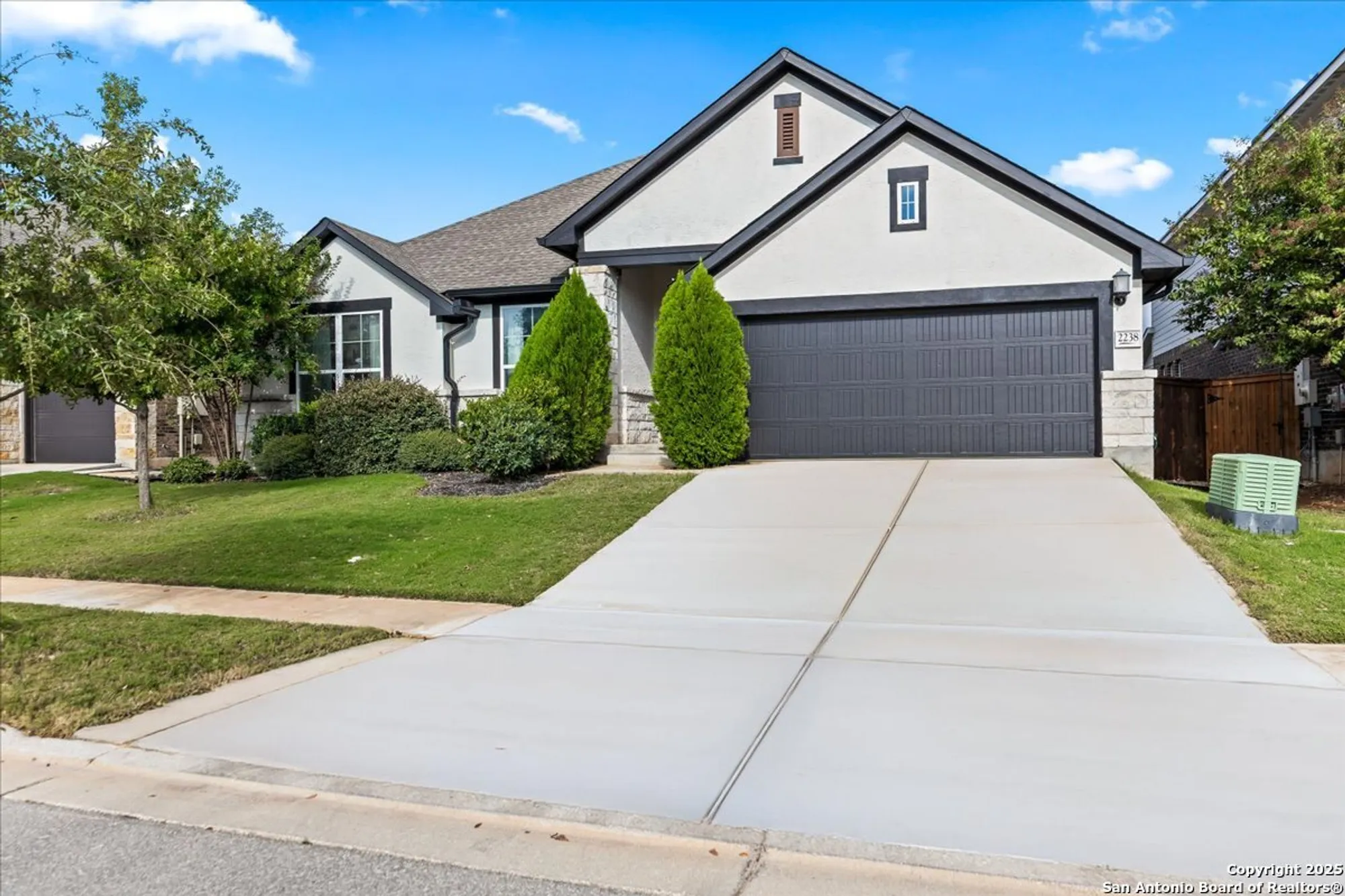 Property Slideshow image 3 of 42 | 2238 hoja ave, New Braunfels, TX, 78132