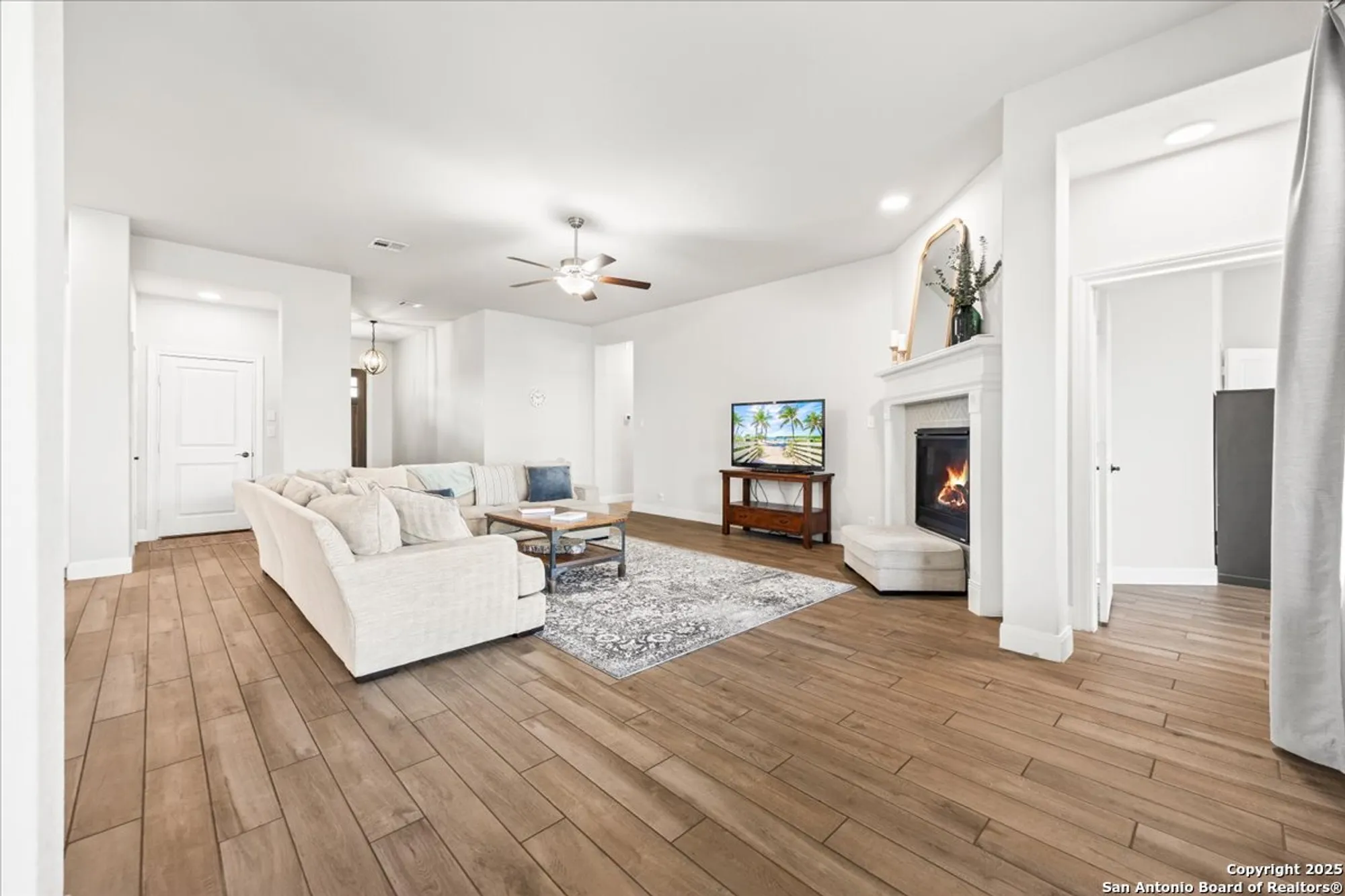 Property Slideshow image 9 of 42 | 2238 hoja ave, New Braunfels, TX, 78132