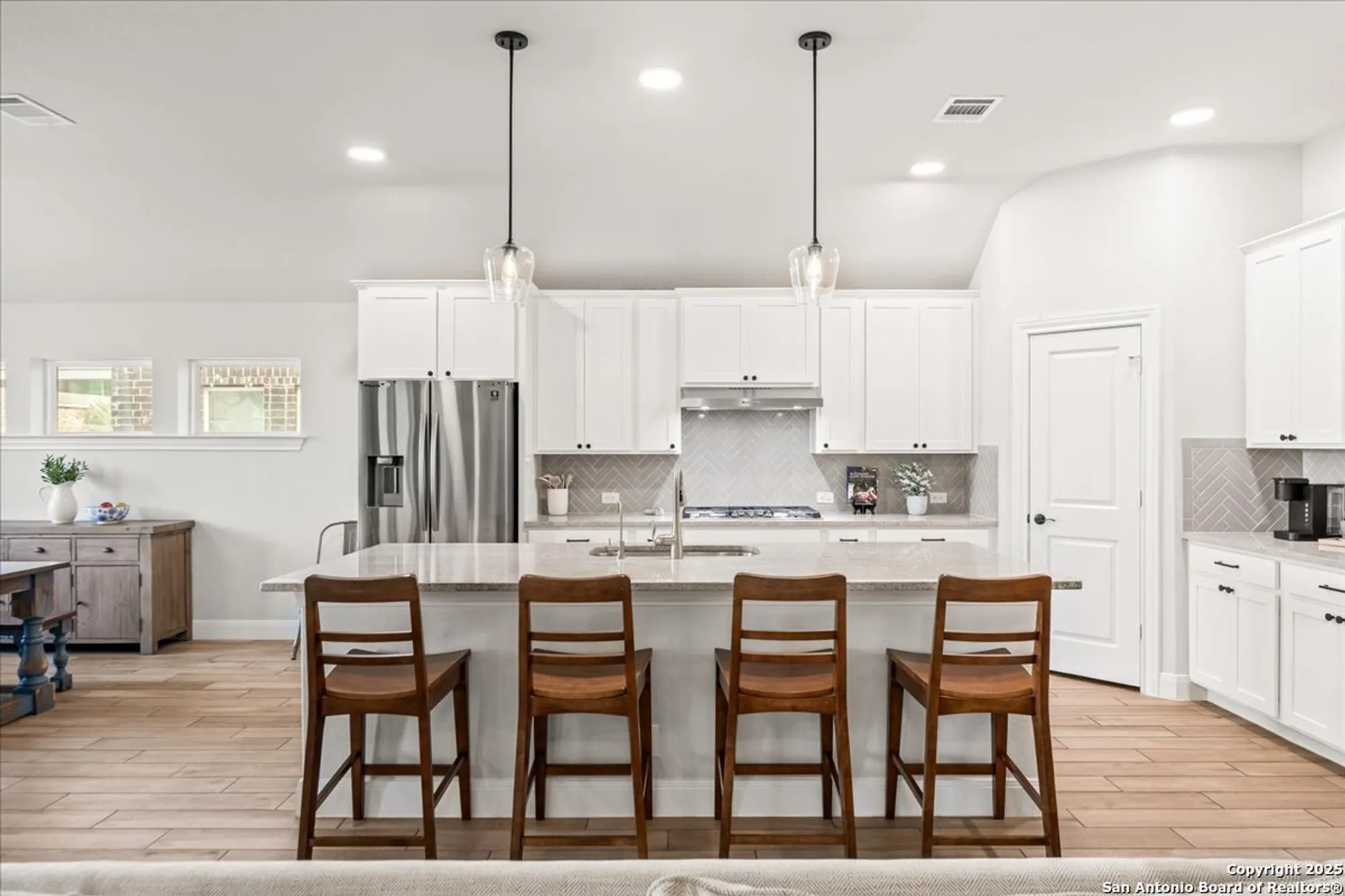 Property Slideshow image 11 of 42 | 2238 hoja ave, New Braunfels, TX, 78132