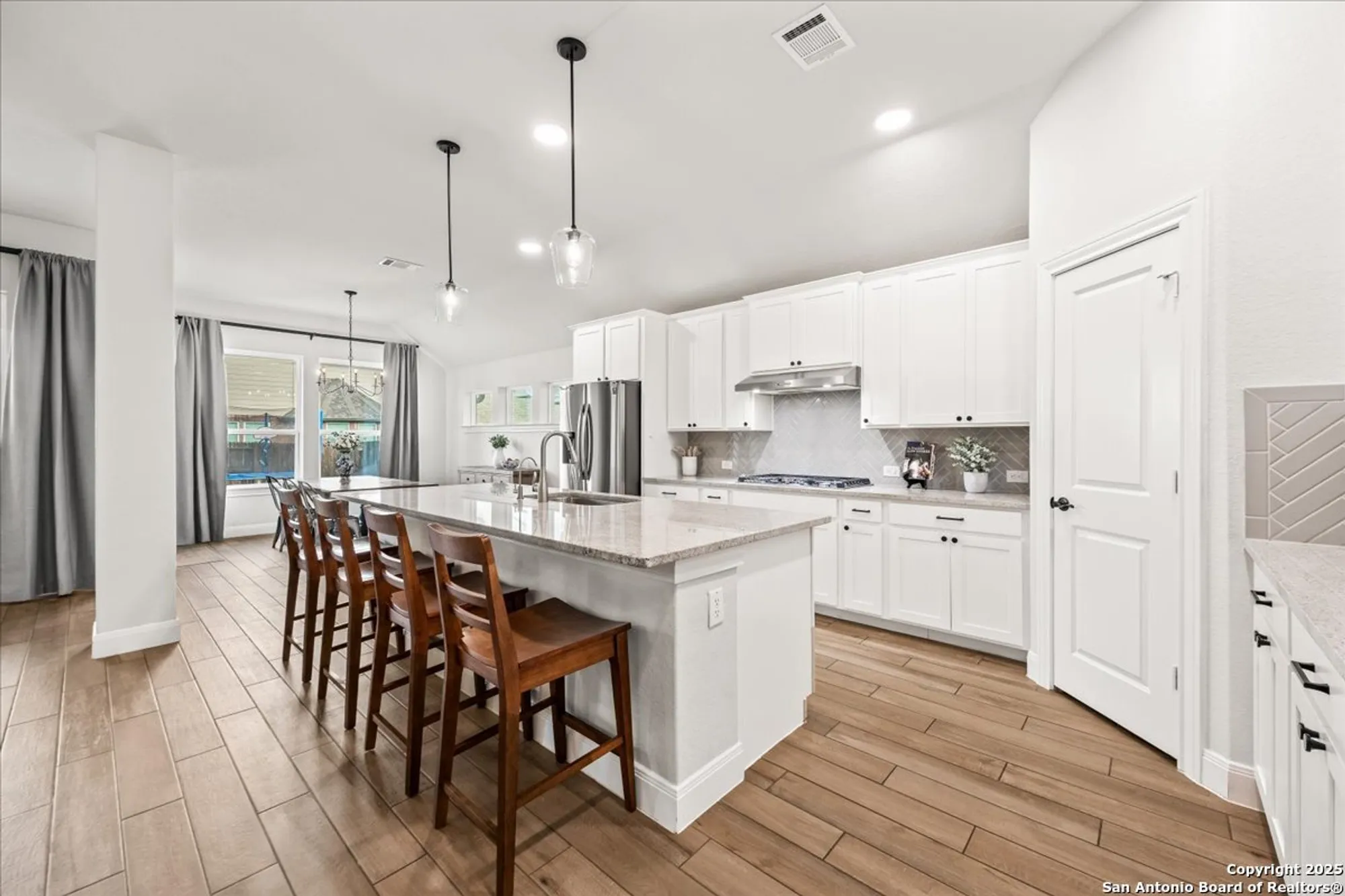 Property Slideshow image 12 of 42 | 2238 hoja ave, New Braunfels, TX, 78132