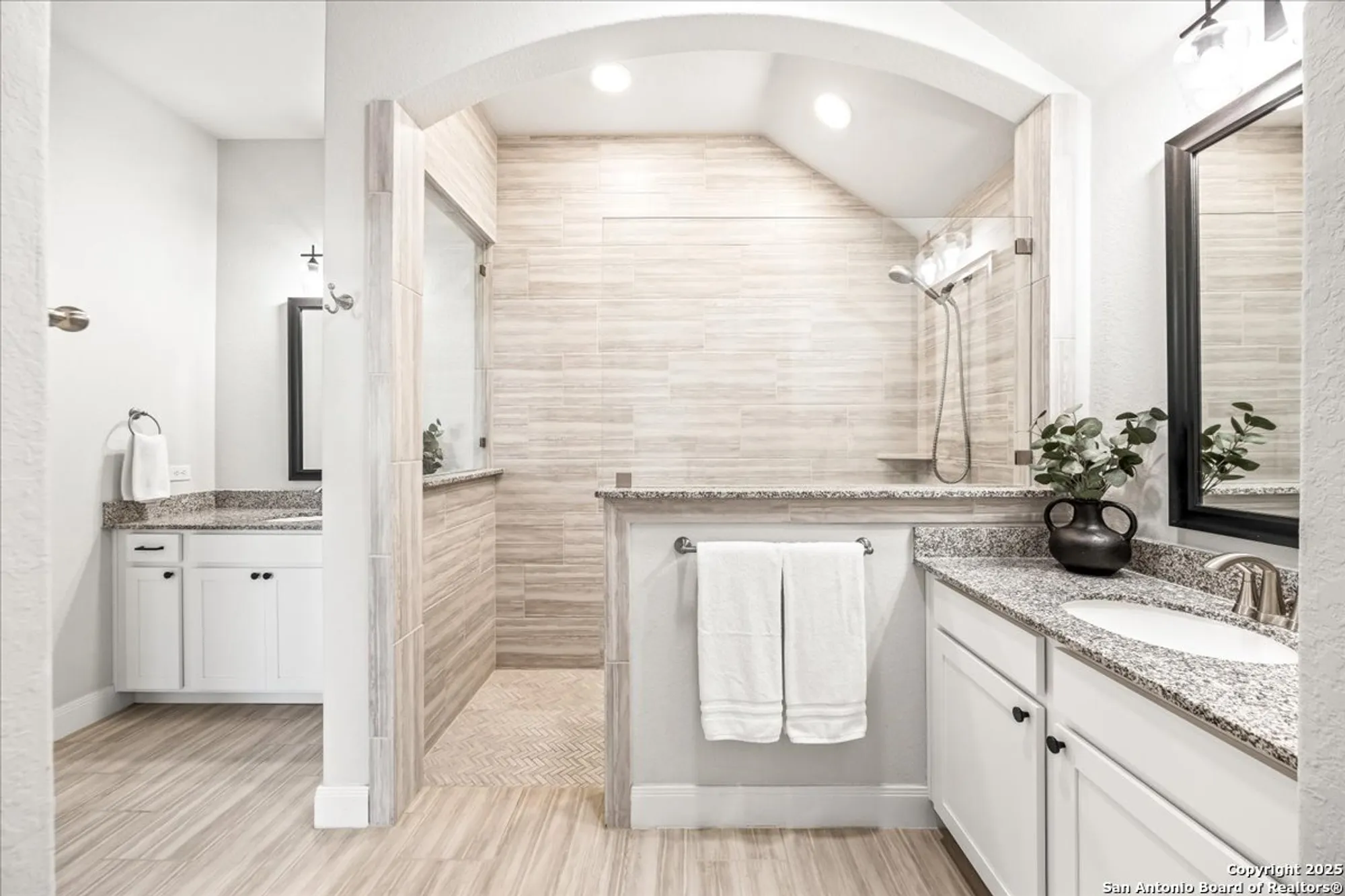 Property Slideshow image 21 of 42 | 2238 hoja ave, New Braunfels, TX, 78132