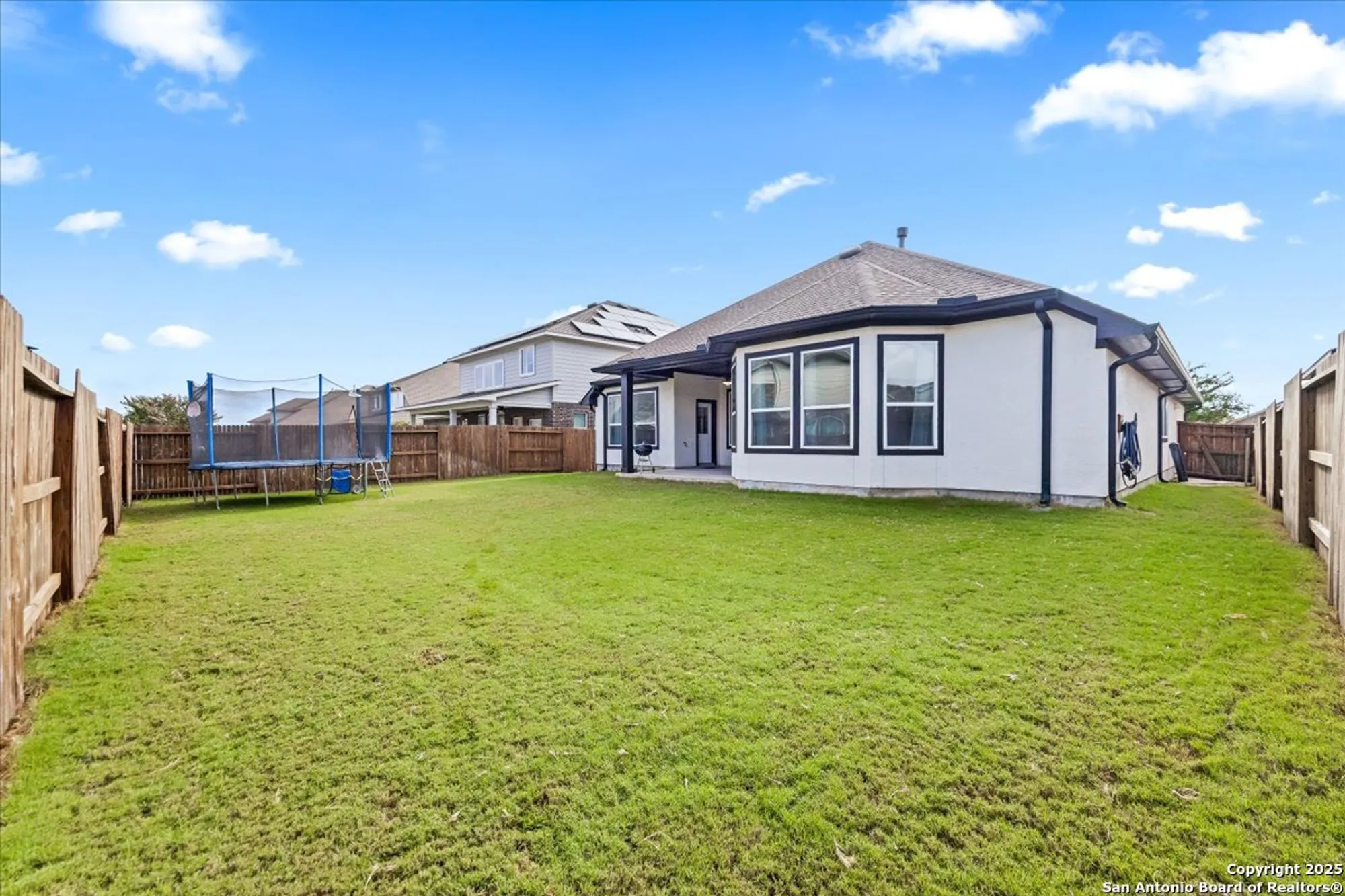 Property Slideshow image 33 of 42 | 2238 hoja ave, New Braunfels, TX, 78132