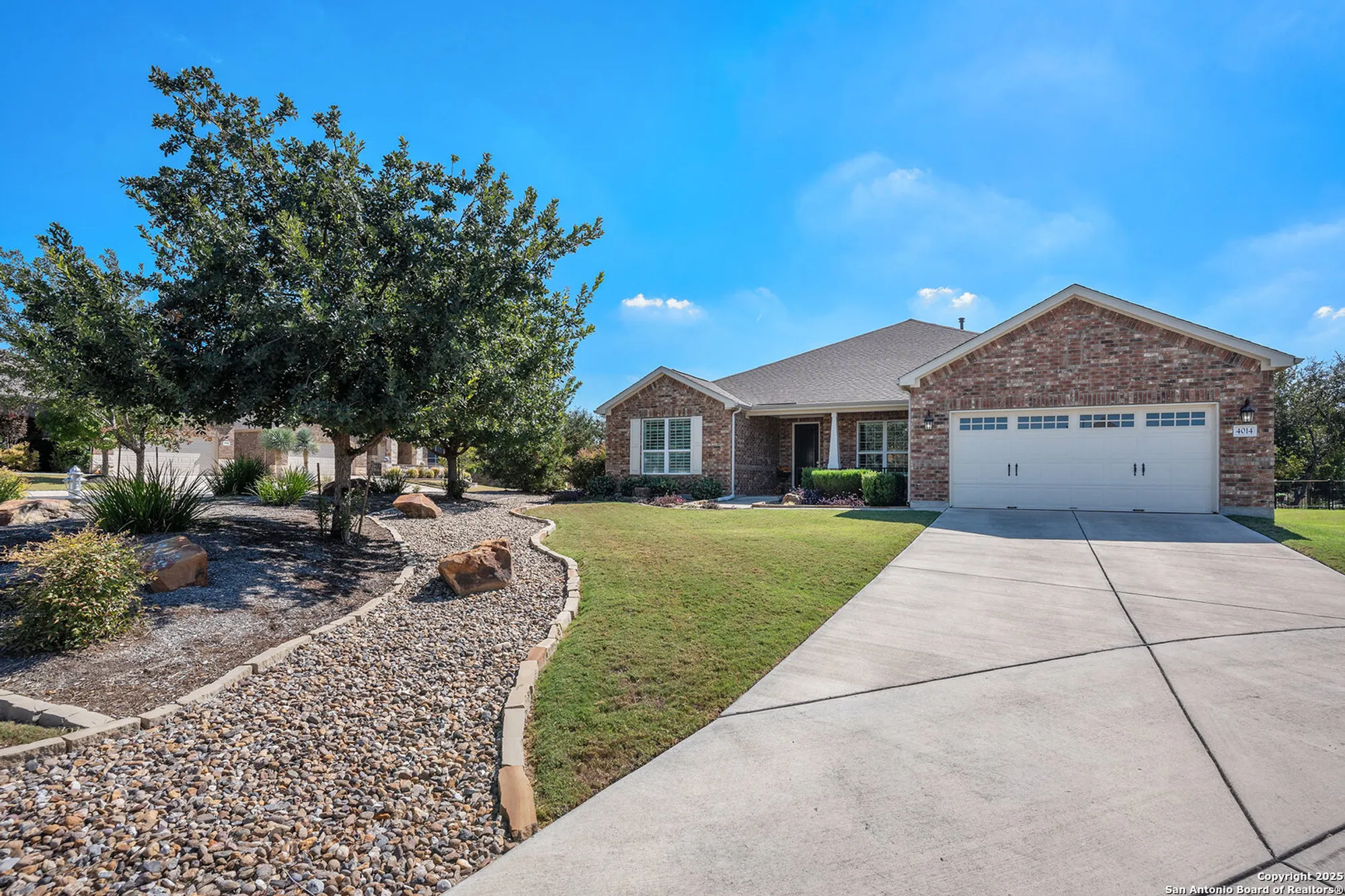 Property Slideshow image 1 of 34 | 4014 hillglen way, San Antonio, TX, 78253