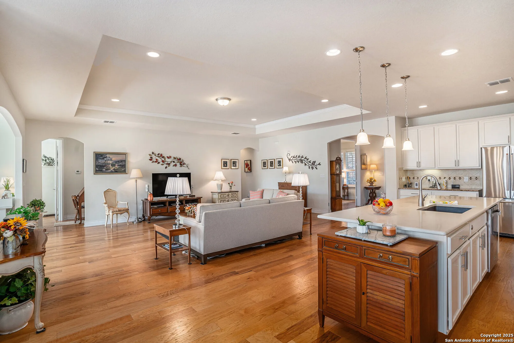 Property Slideshow image 10 of 34 | 4014 hillglen way, San Antonio, TX, 78253