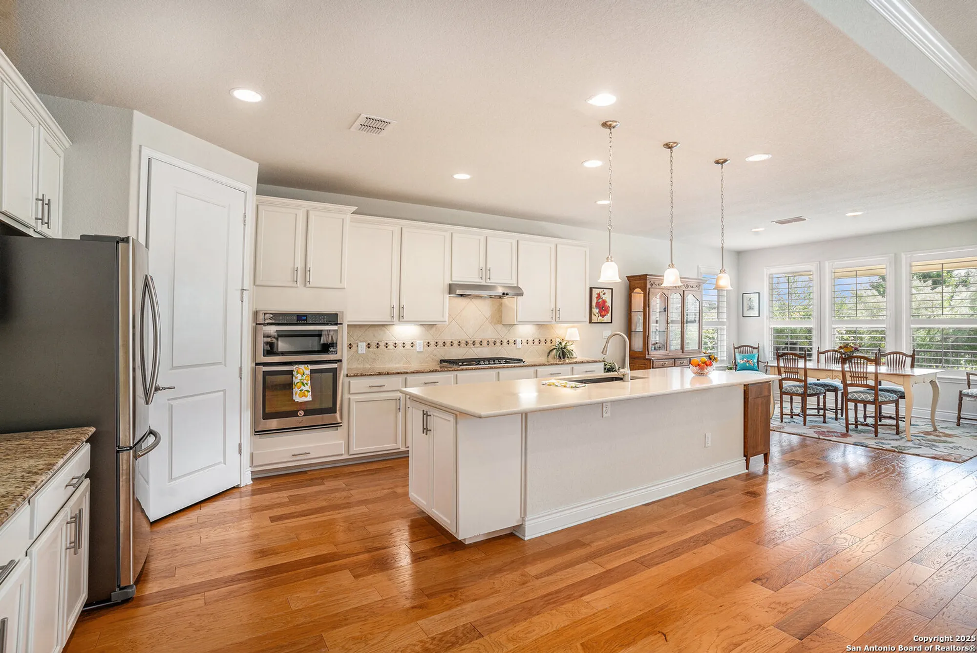 Property Slideshow image 13 of 34 | 4014 hillglen way, San Antonio, TX, 78253