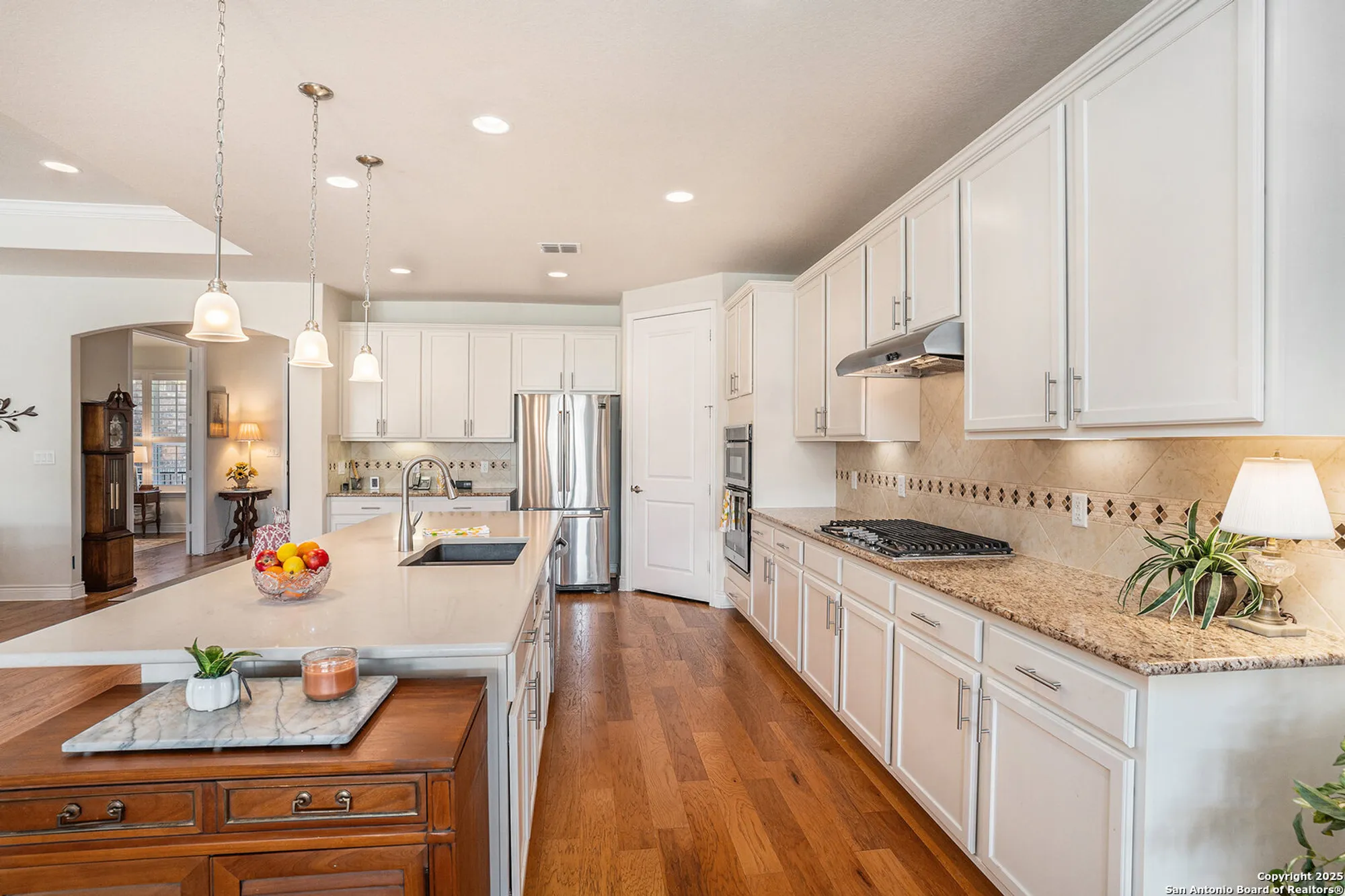 Property Slideshow image 15 of 34 | 4014 hillglen way, San Antonio, TX, 78253