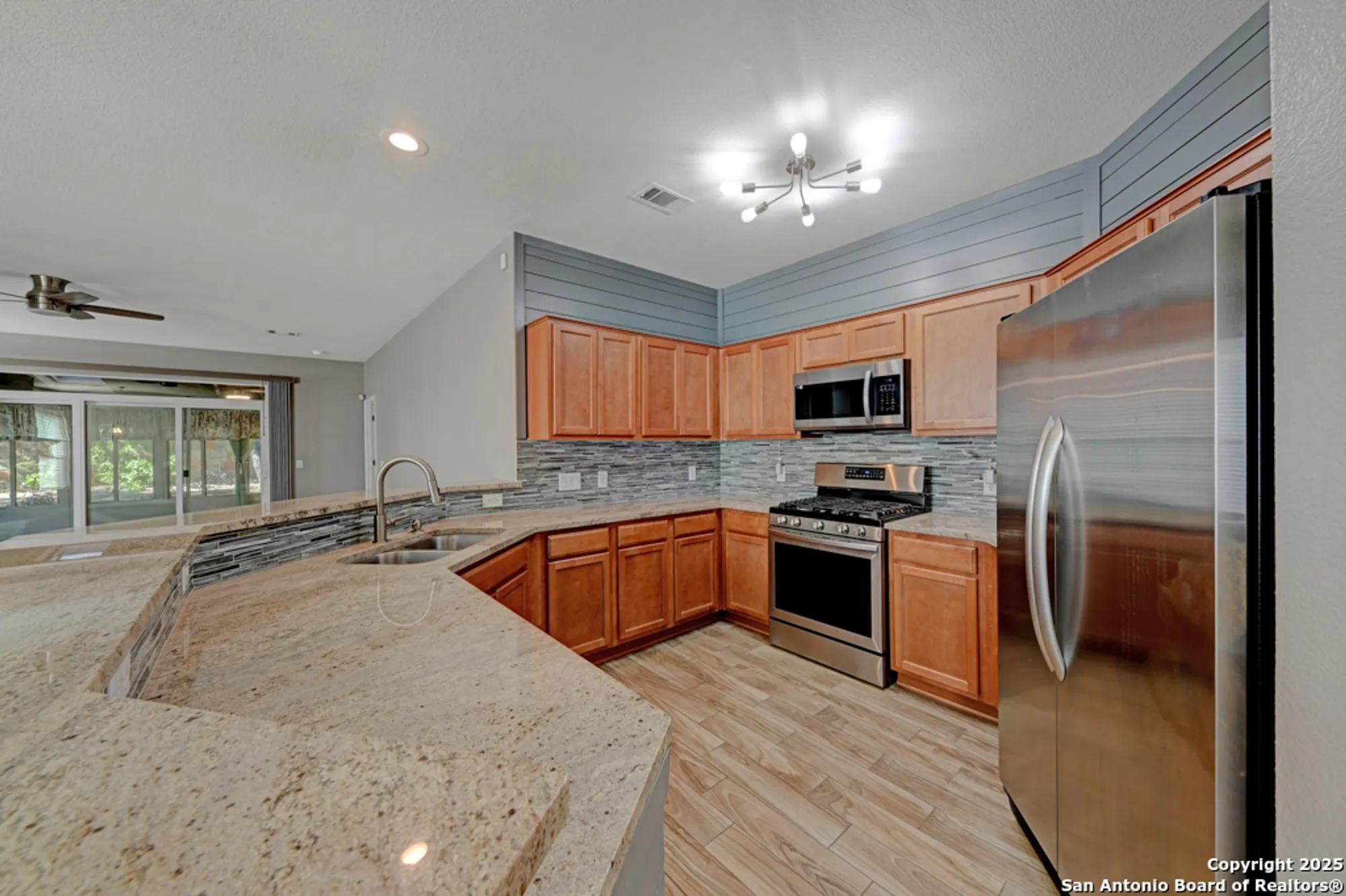 Property Slideshow image 9 of 39 | 12639 desert palm, San Antonio, TX, 78253