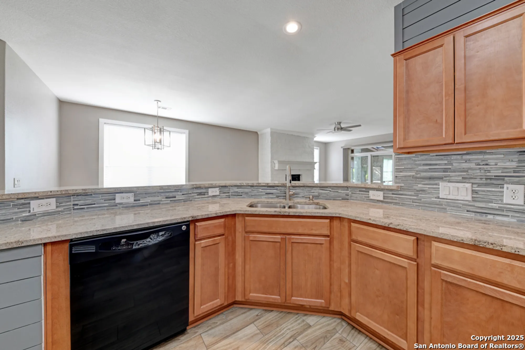 Property Slideshow image 11 of 39 | 12639 desert palm, San Antonio, TX, 78253