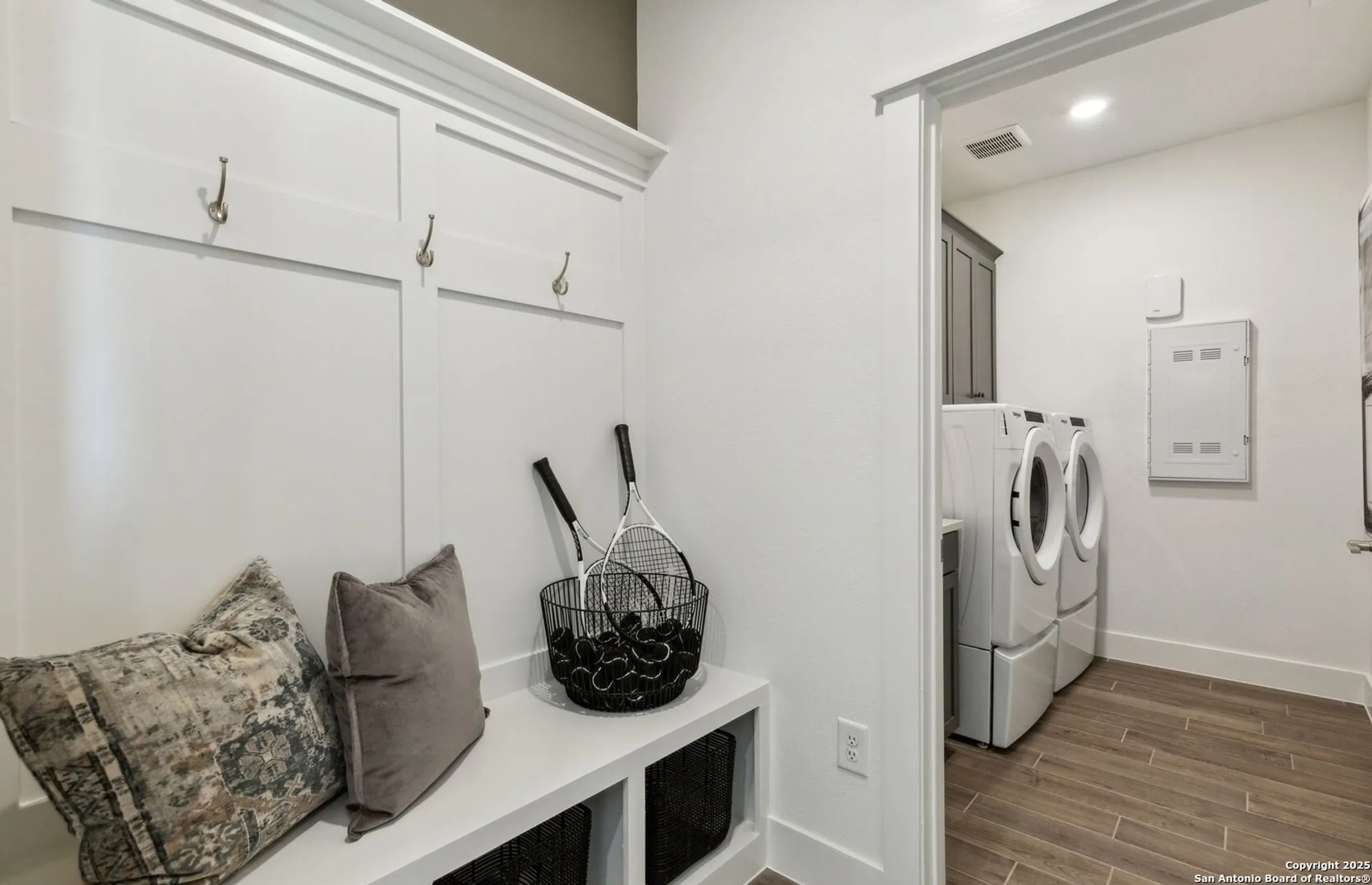 Property Slideshow image 13 of 16 | 625 dayflower ln, New Braunfels, TX, 78132