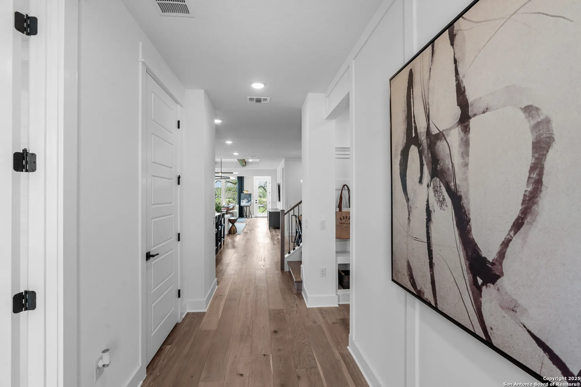 Property Slideshow image 3 of 30 | 617 dayflower ln, New Braunfels, TX, 78132